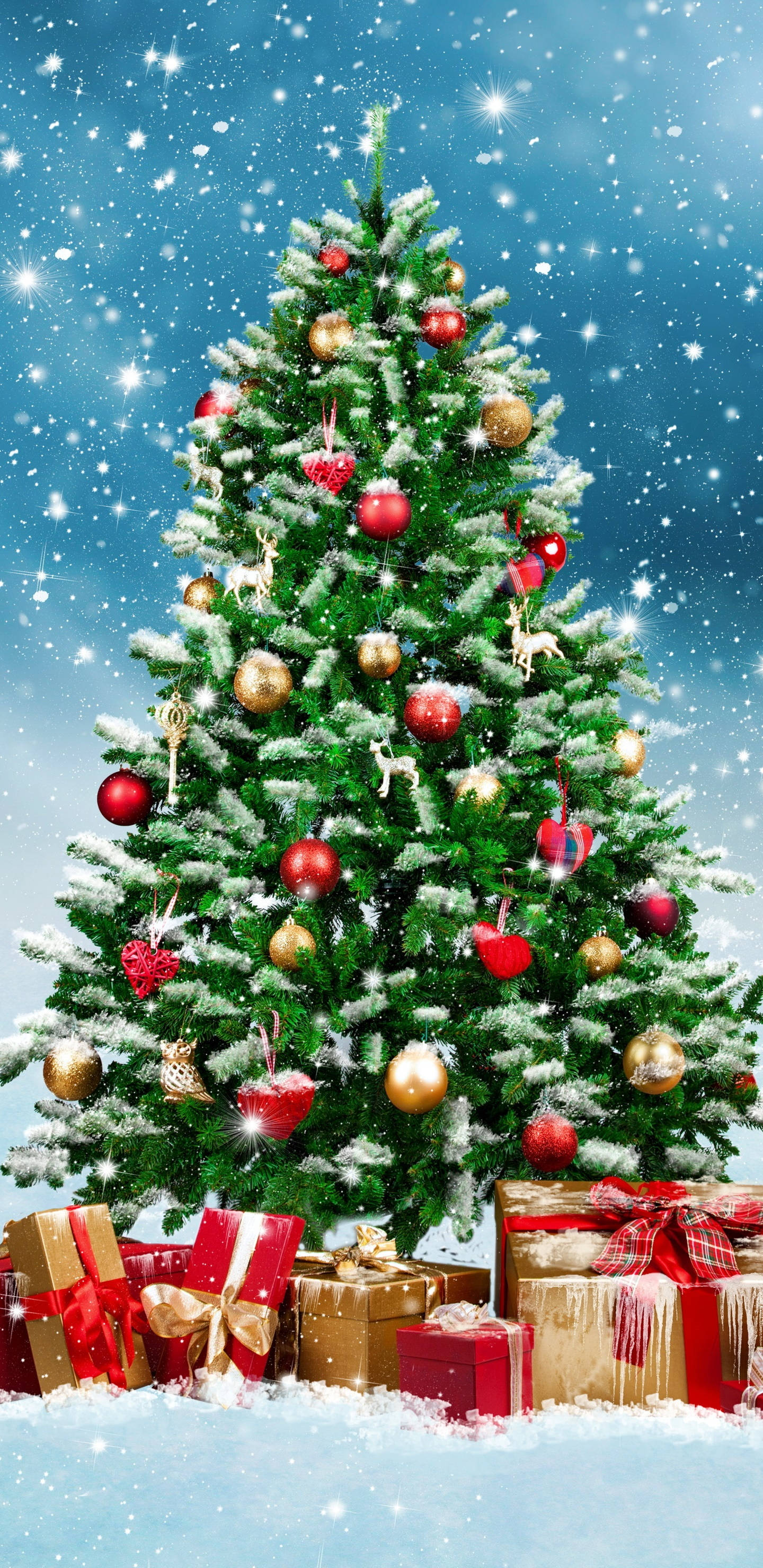 Green Snowy Christmas, snow-dusted Christmas tree, red gold ornaments, 2K Phone Wallpaper