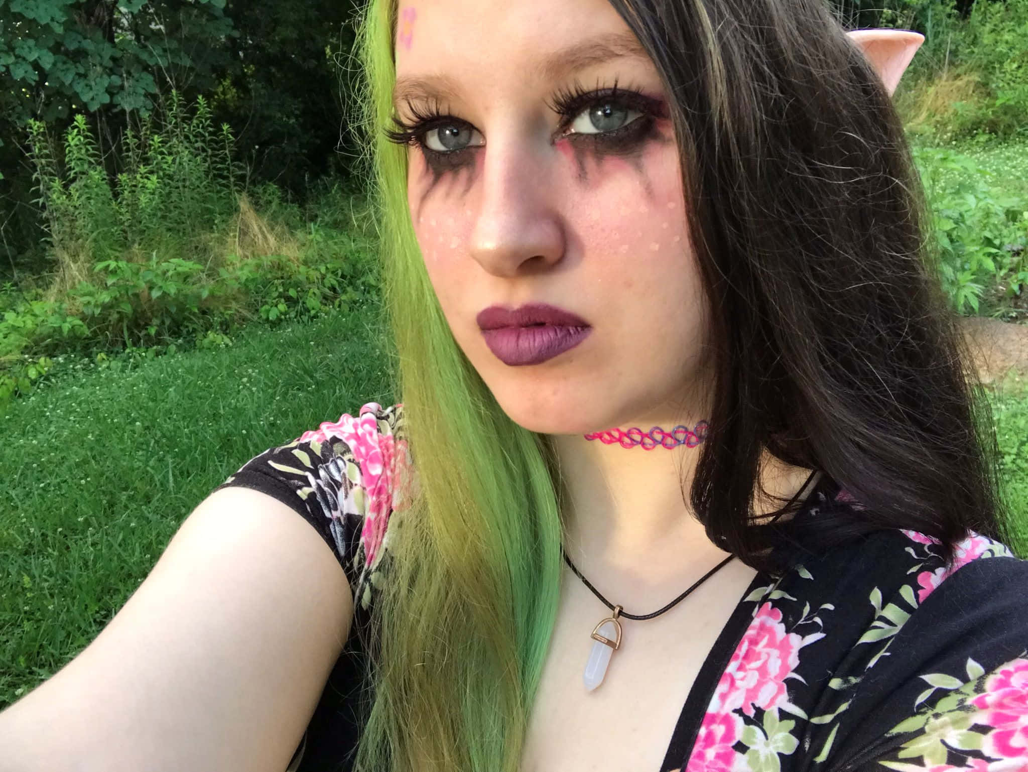 Green Goth Aesthetic, green hair, elf ears, Full HD Desktop Wallpaper