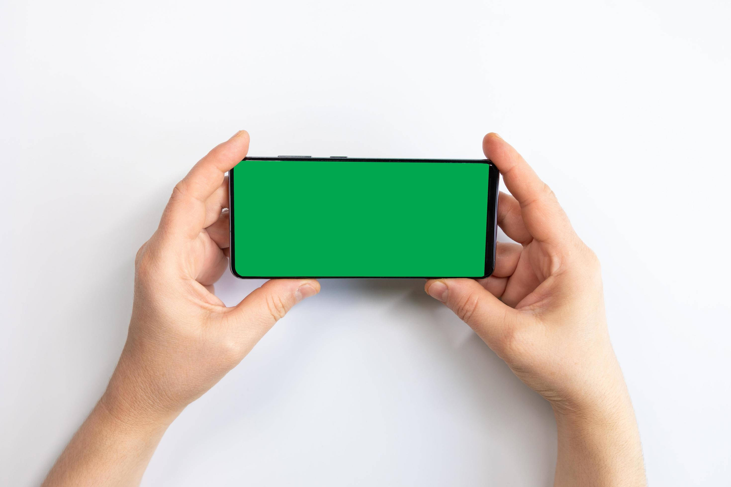 green screen, white surface, smartphone, 2K Desktop Wallpaper