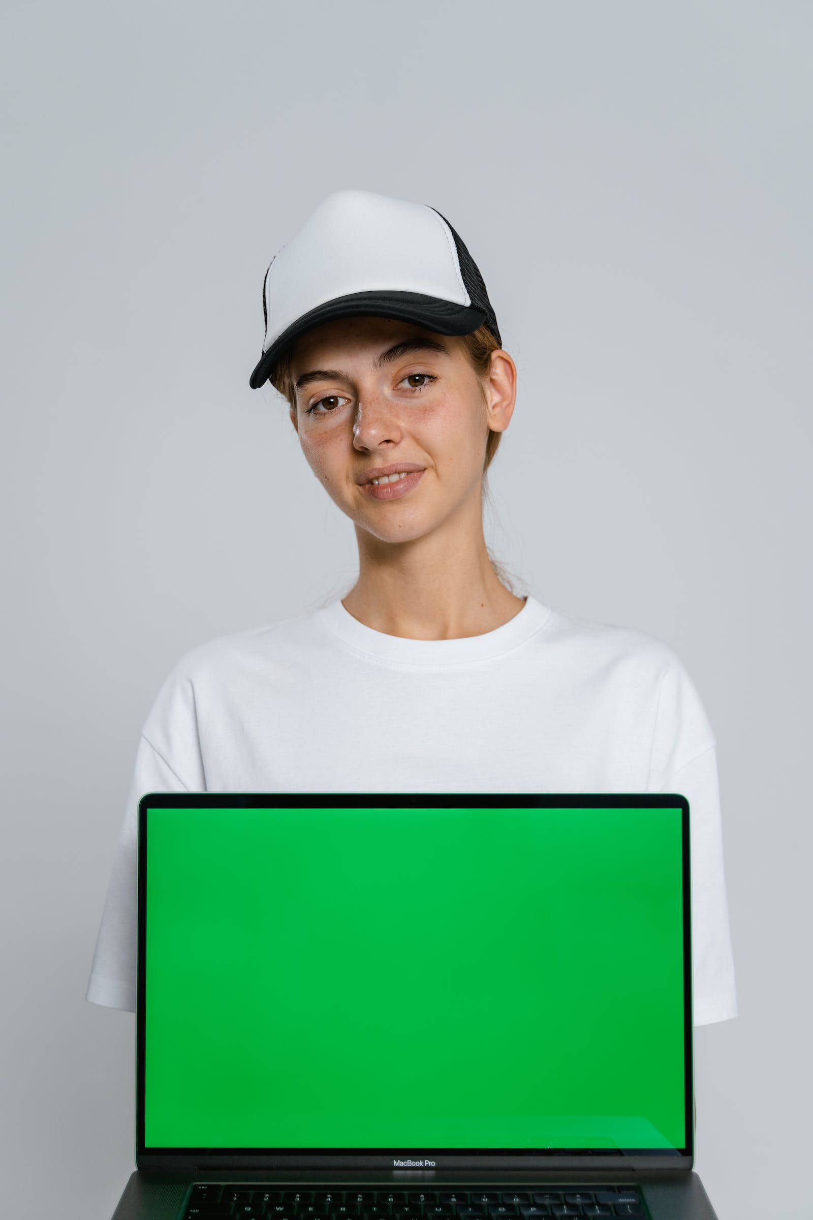 green screen, laptop, young woman, Full HD Phone Wallpaper