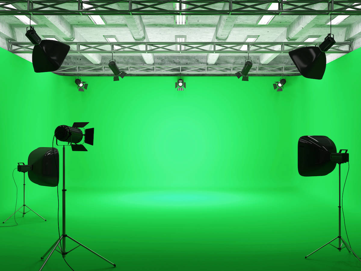 Green Screen, multiple lighting rigs, exposed ceiling trusses, SD Desktop Wallpaper
