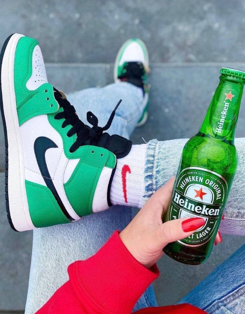 green shoes, green Heineken bottle, green and white sneakers, SD Phone Wallpaper