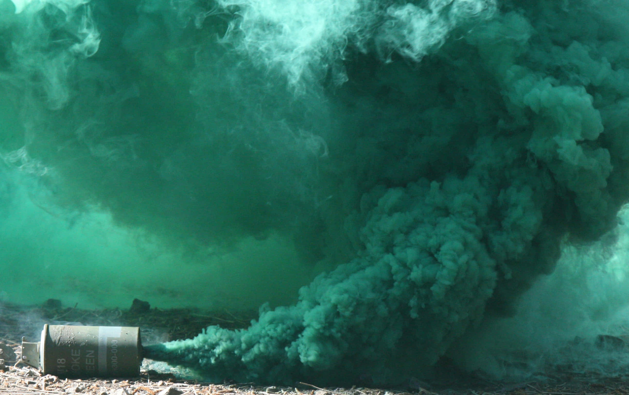 emerald haze, green smoke grenade, teal smoke, 2K Desktop Wallpaper