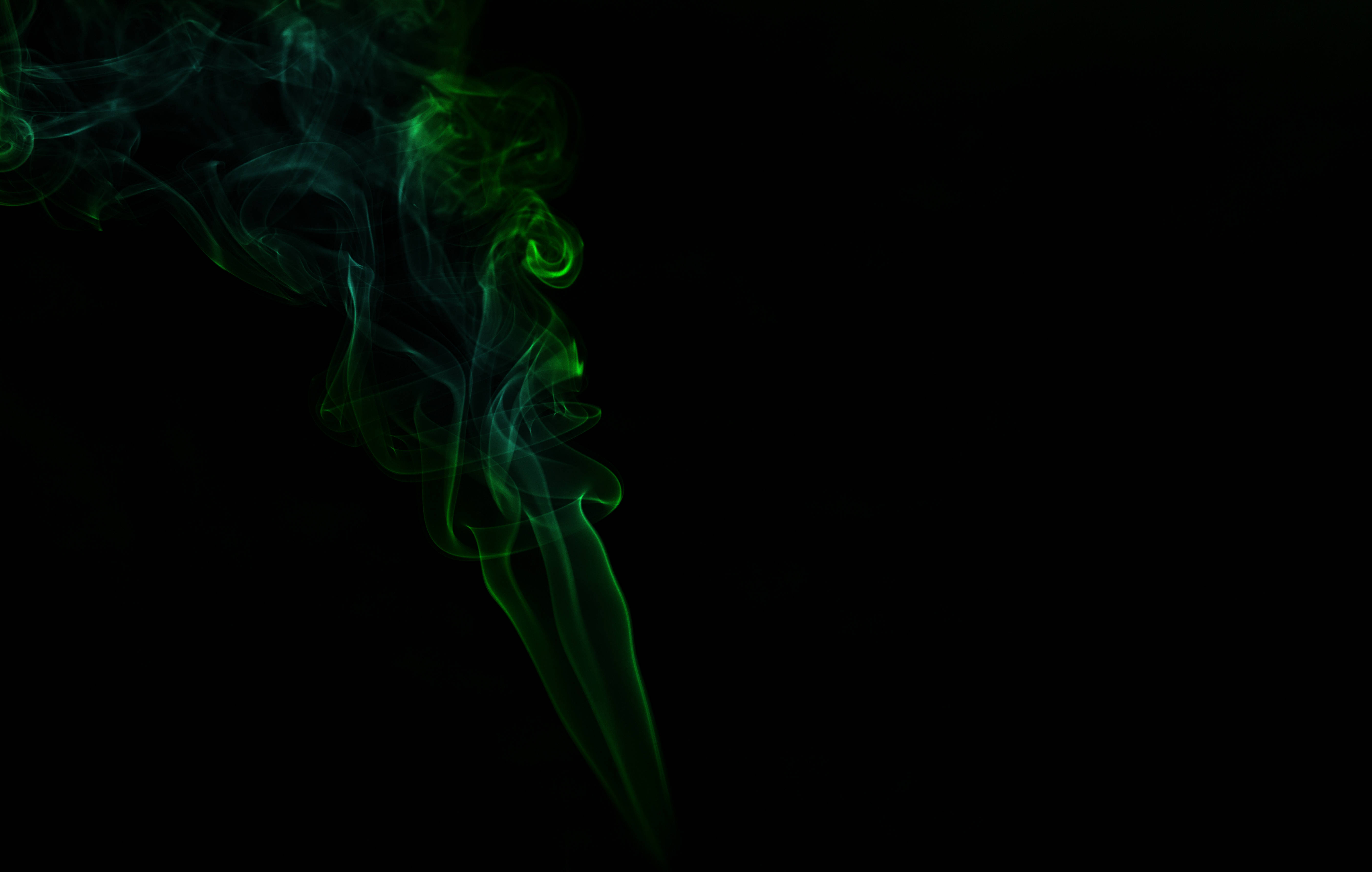 neon green smoke, deep black void, ethereal, 5K Desktop Wallpaper