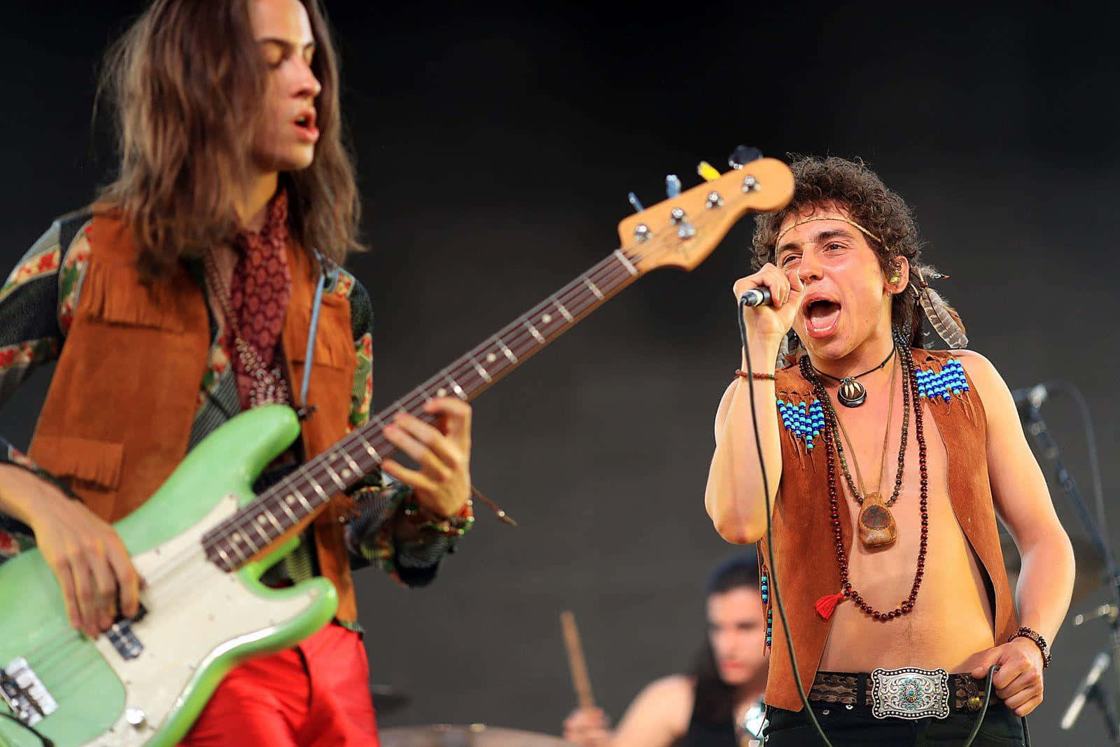 Greta Van Fleet, green bass guitar, stage, HD Desktop Wallpaper