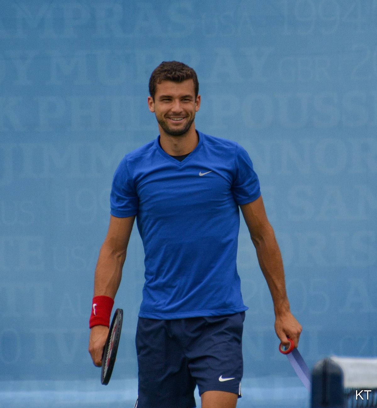 Grigor Dimitrov, blue Nike gear, blue wall, HD Phone Wallpaper