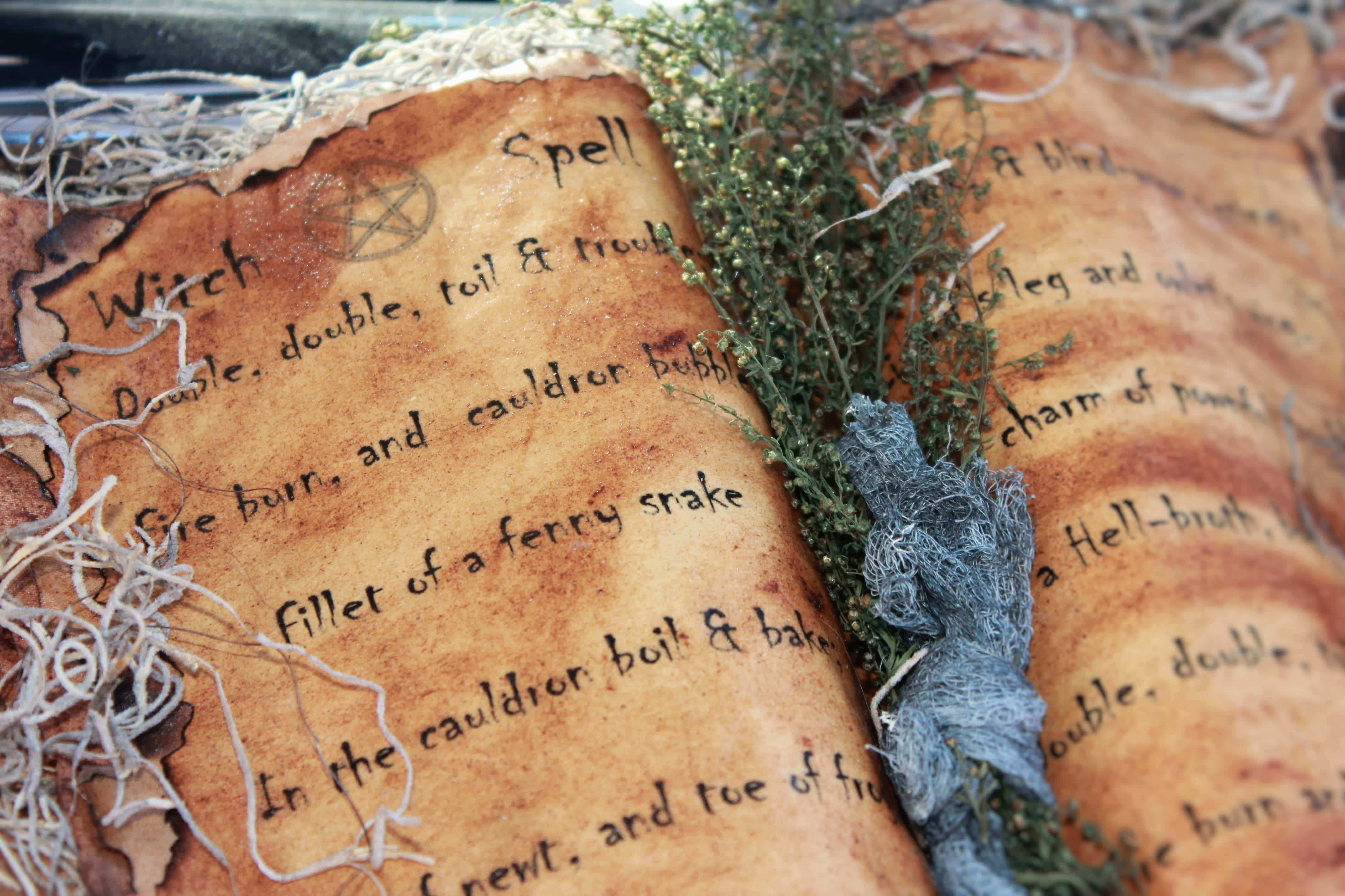 Grimoire, ancient desk, spellbook, 4K Desktop Wallpaper