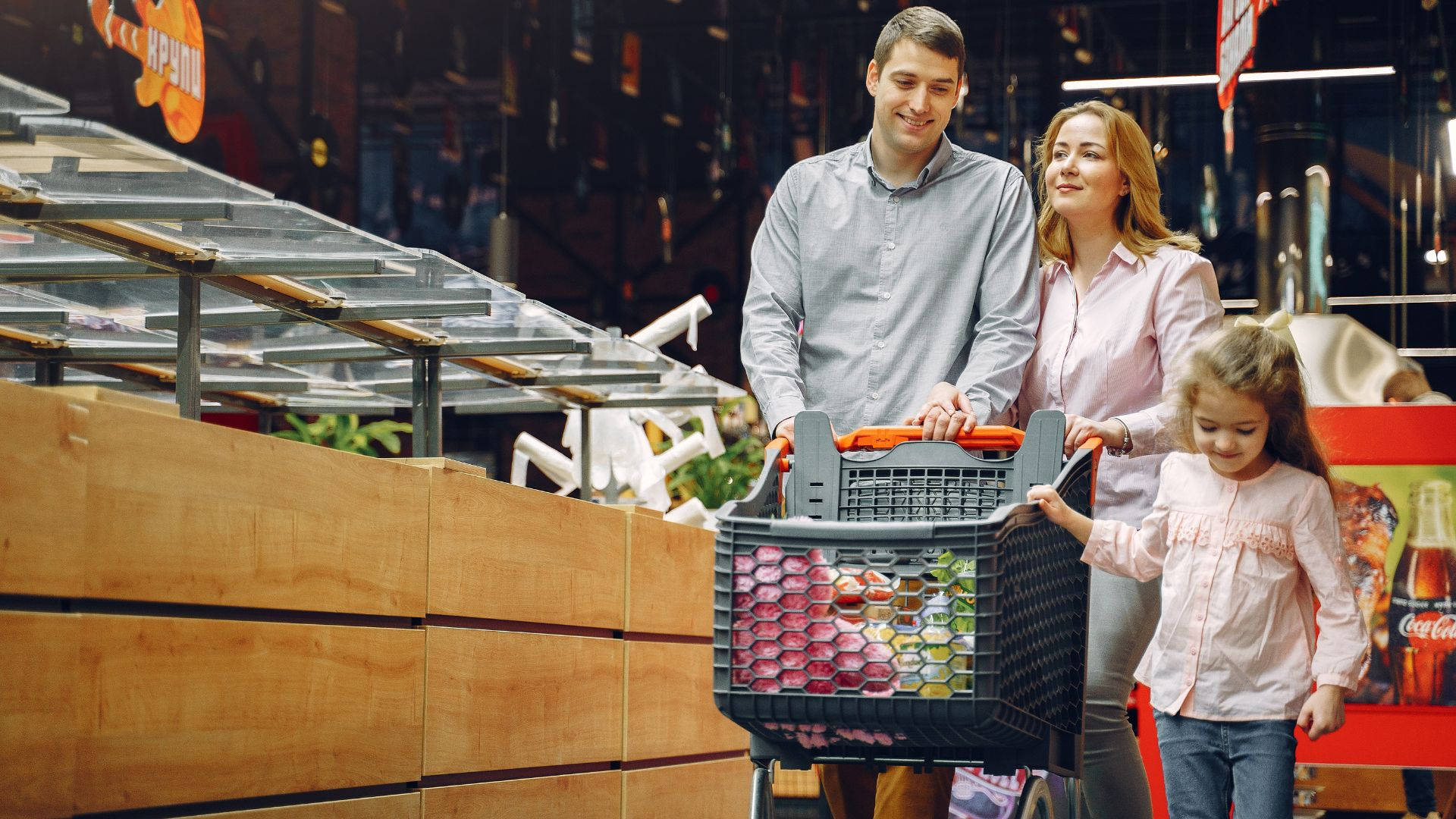 family of three, shopping cart, colorful jars, Full HD Desktop Wallpaper
