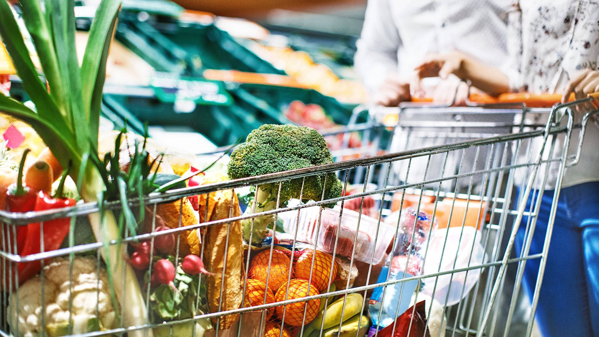 metallic shopping cart, fresh colorful produce, broccoli, Full HD Desktop Wallpaper