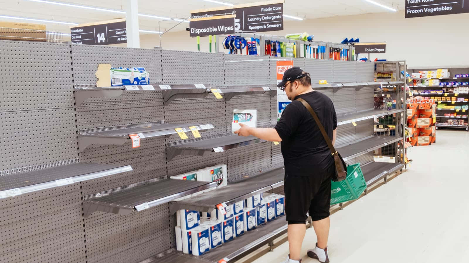 black shirt, supermarket shelves, boxes of wipes, HD Desktop Wallpaper