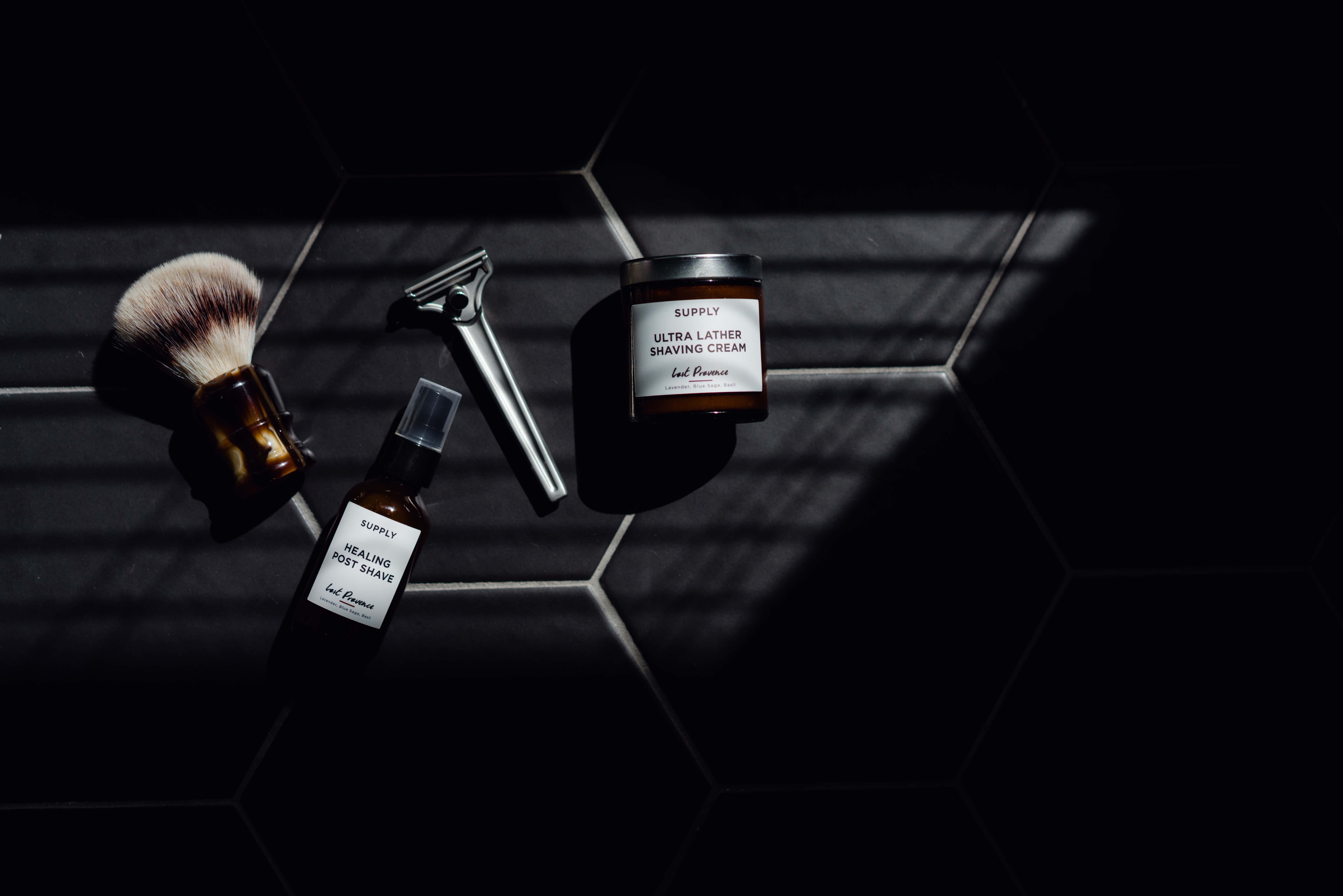 grooming, beard, dark hexagonal tiled surface, 8K Desktop Wallpaper