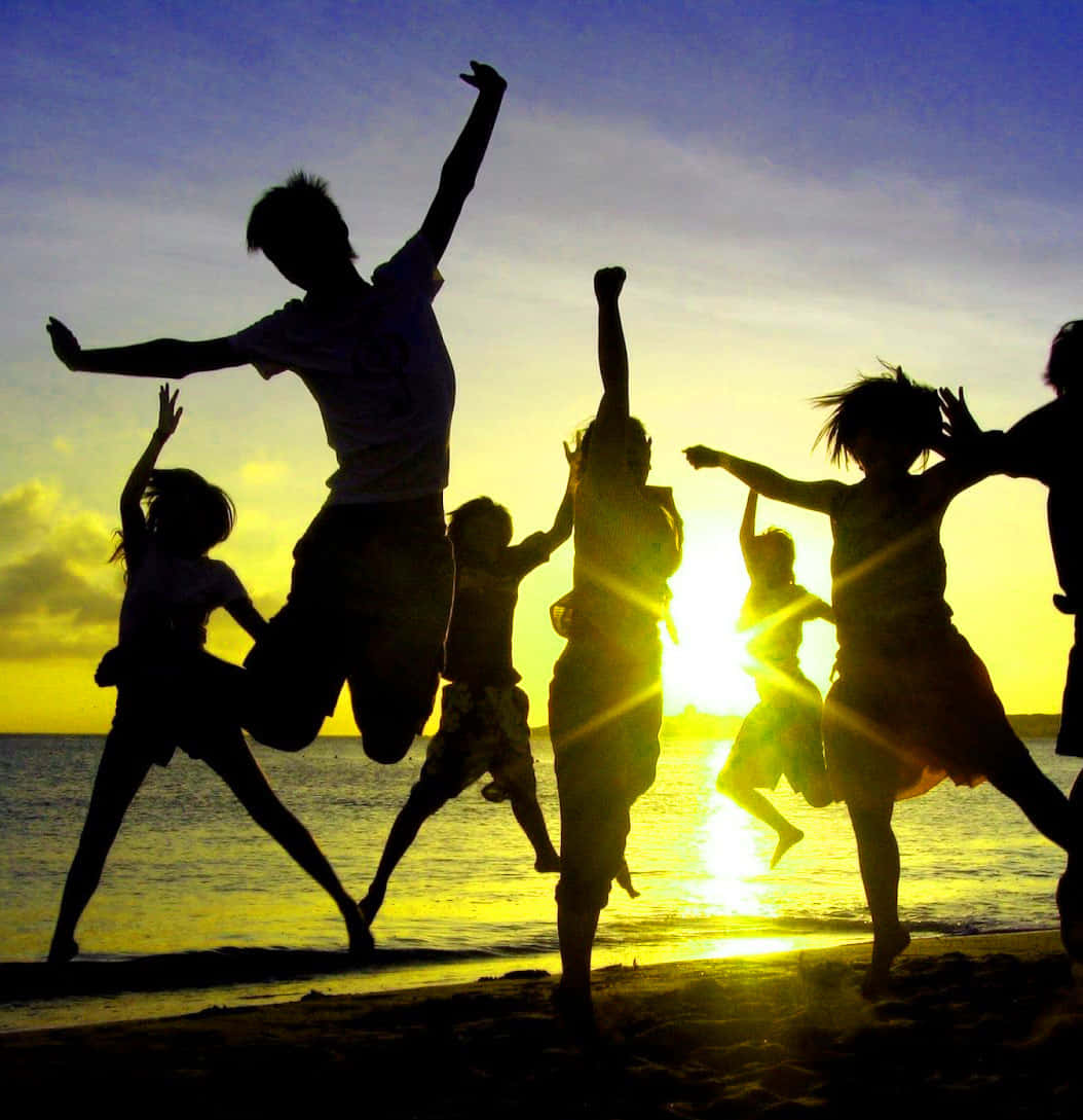Group Of Friends, silhouette, golden sunset, SD Phone Wallpaper