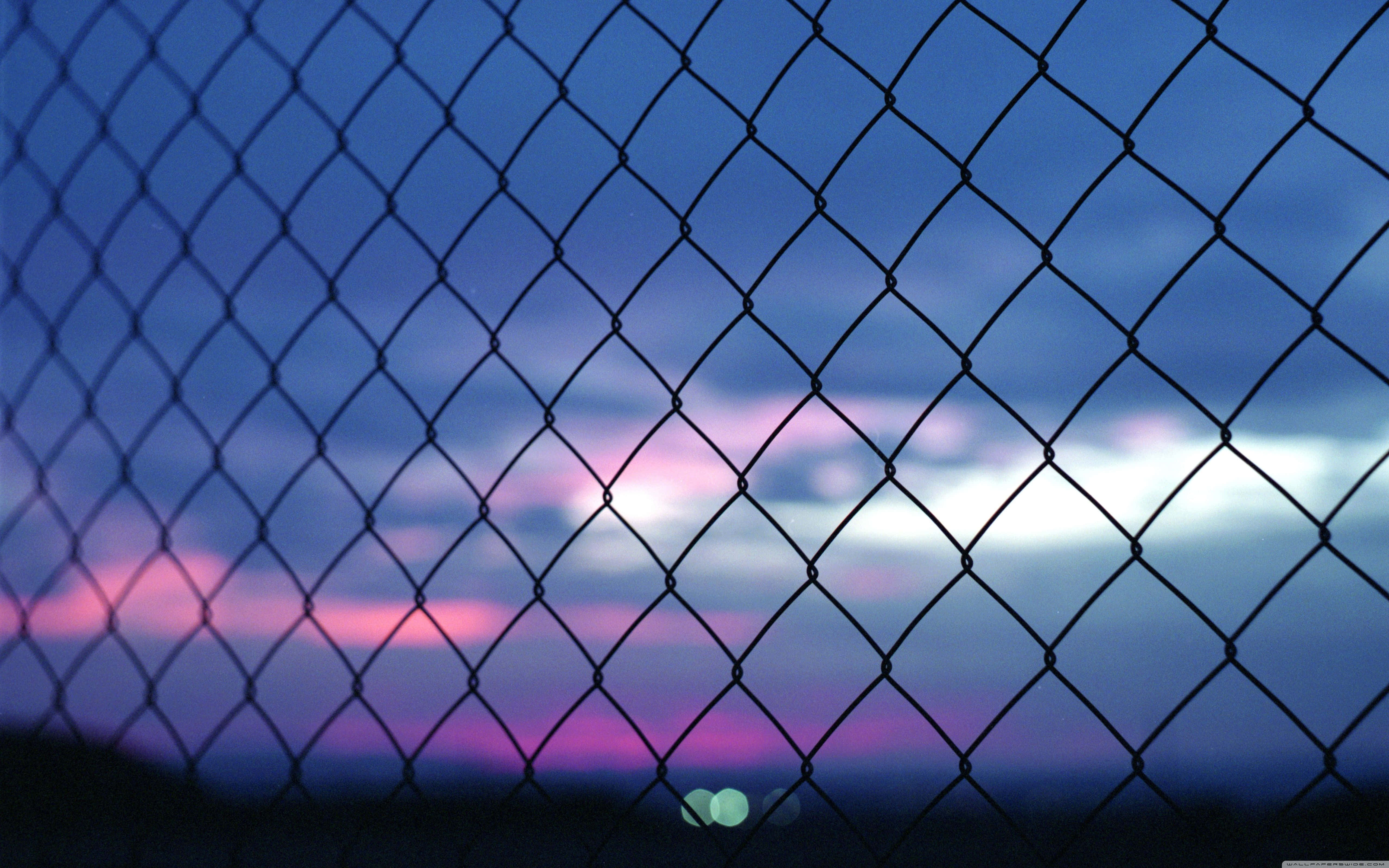 Grunge Aesthetic Mac, twilight sky, soft purples, 5K Desktop Wallpaper