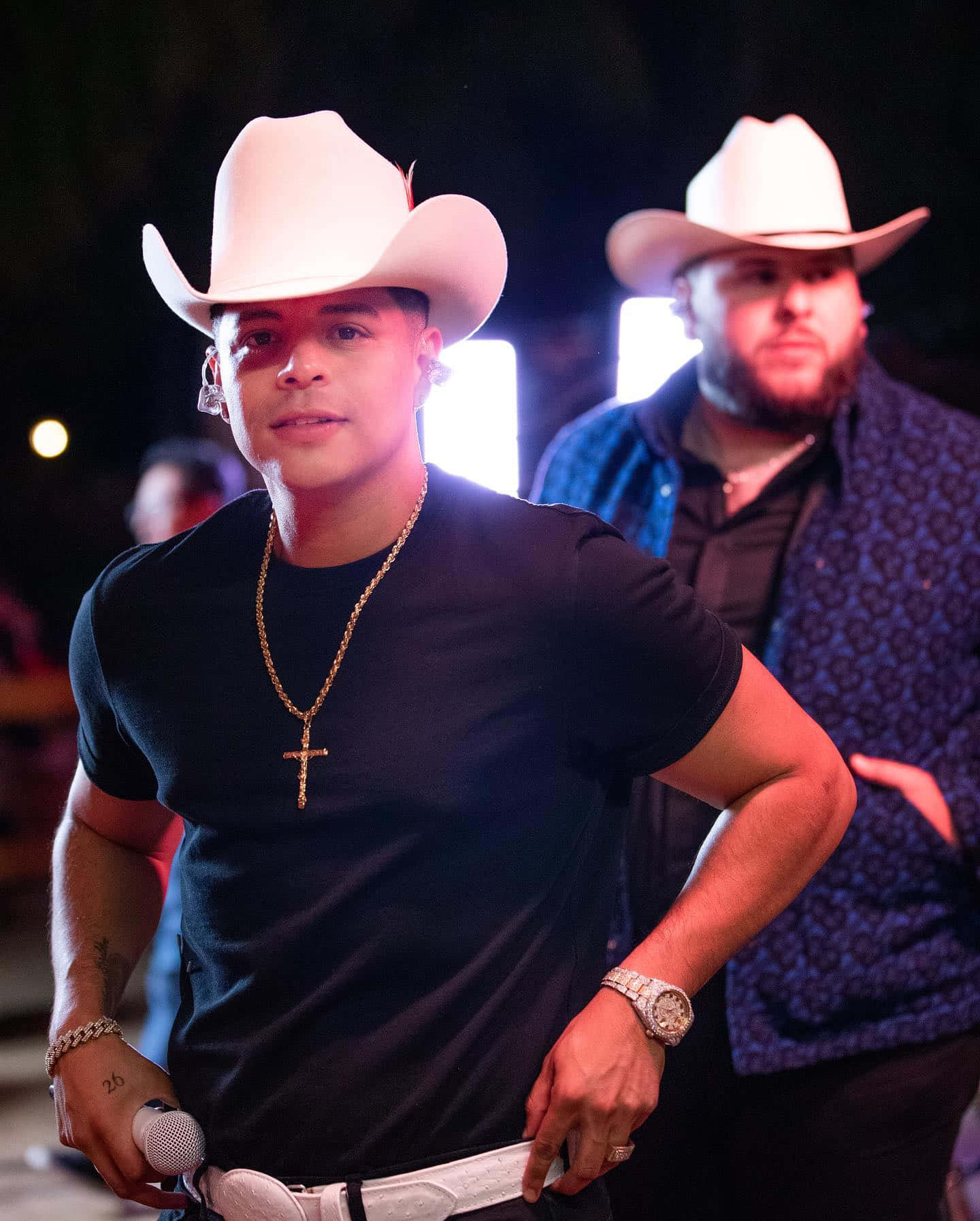 Grupo Firme, white cowboy hat, black shirt, HD Phone Wallpaper