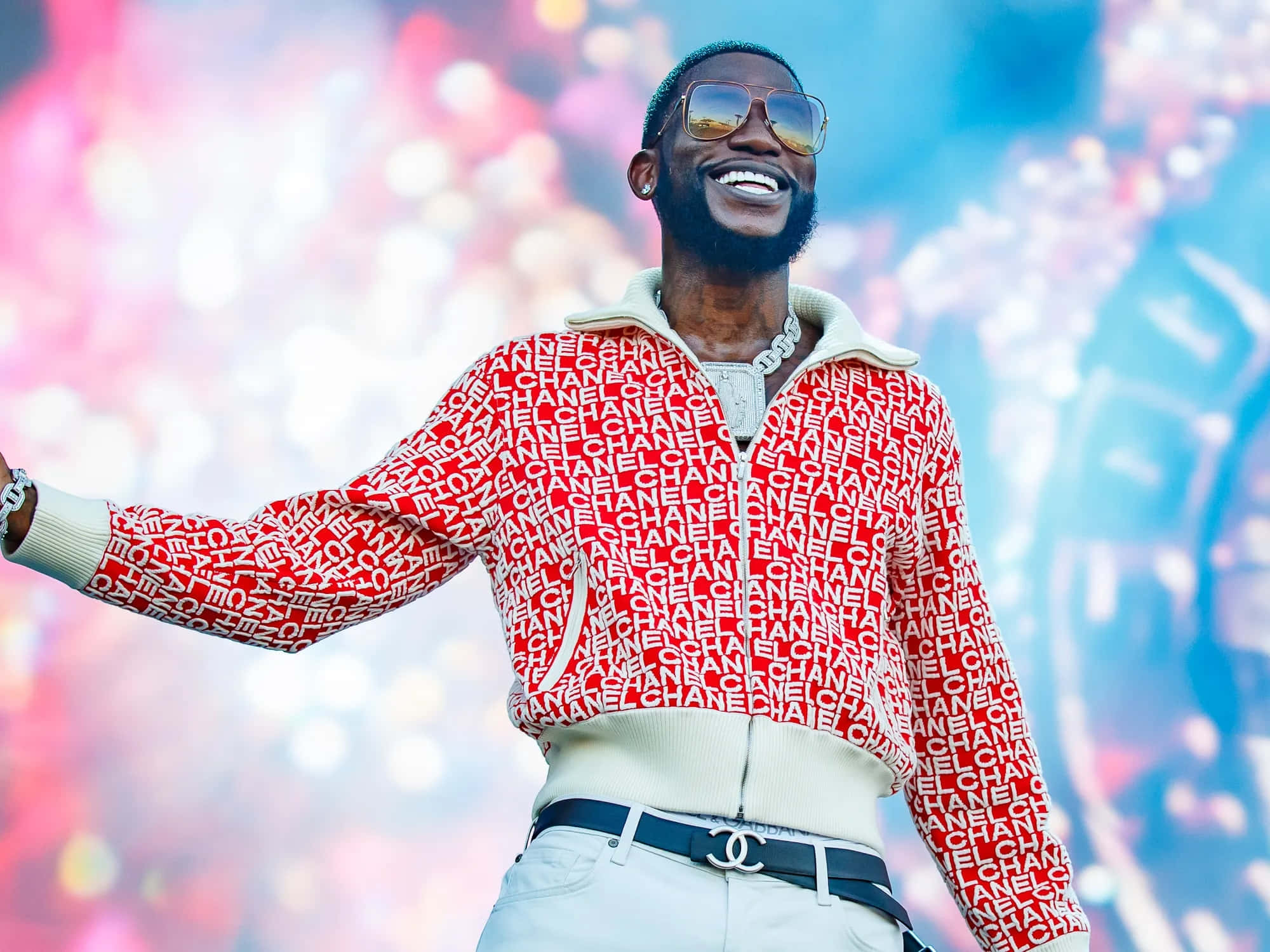 Gucci Mane, red Chanel-logo hoodie, sunglasses, Full HD Desktop Wallpaper