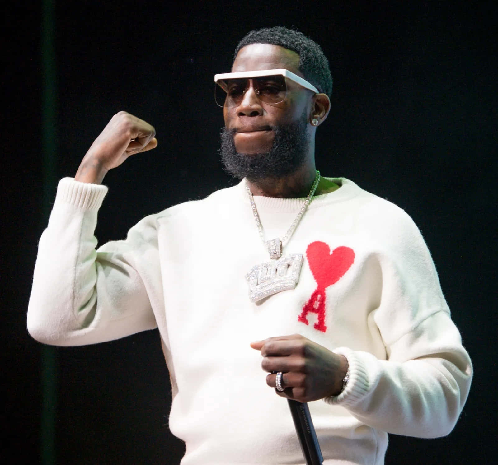 Gucci Mane, white sweater, red heart, HD Desktop Wallpaper