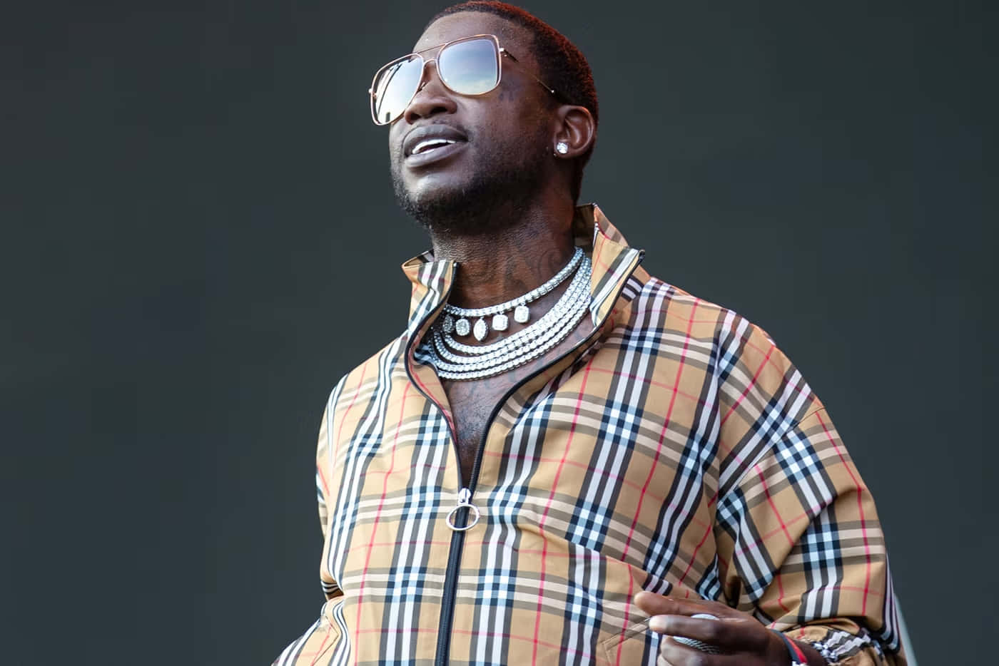 Gucci Mane, plaid Burberry jacket, gold-rimmed sunglasses, HD Desktop Wallpaper