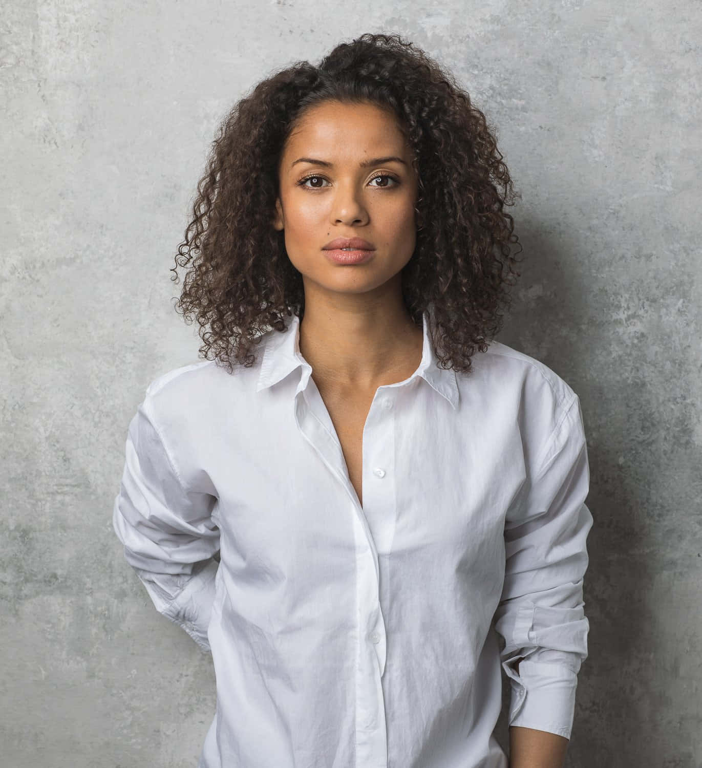 Gugu Mbatha-Raw, curly dark hair, white button-up shirt, HD Phone Wallpaper
