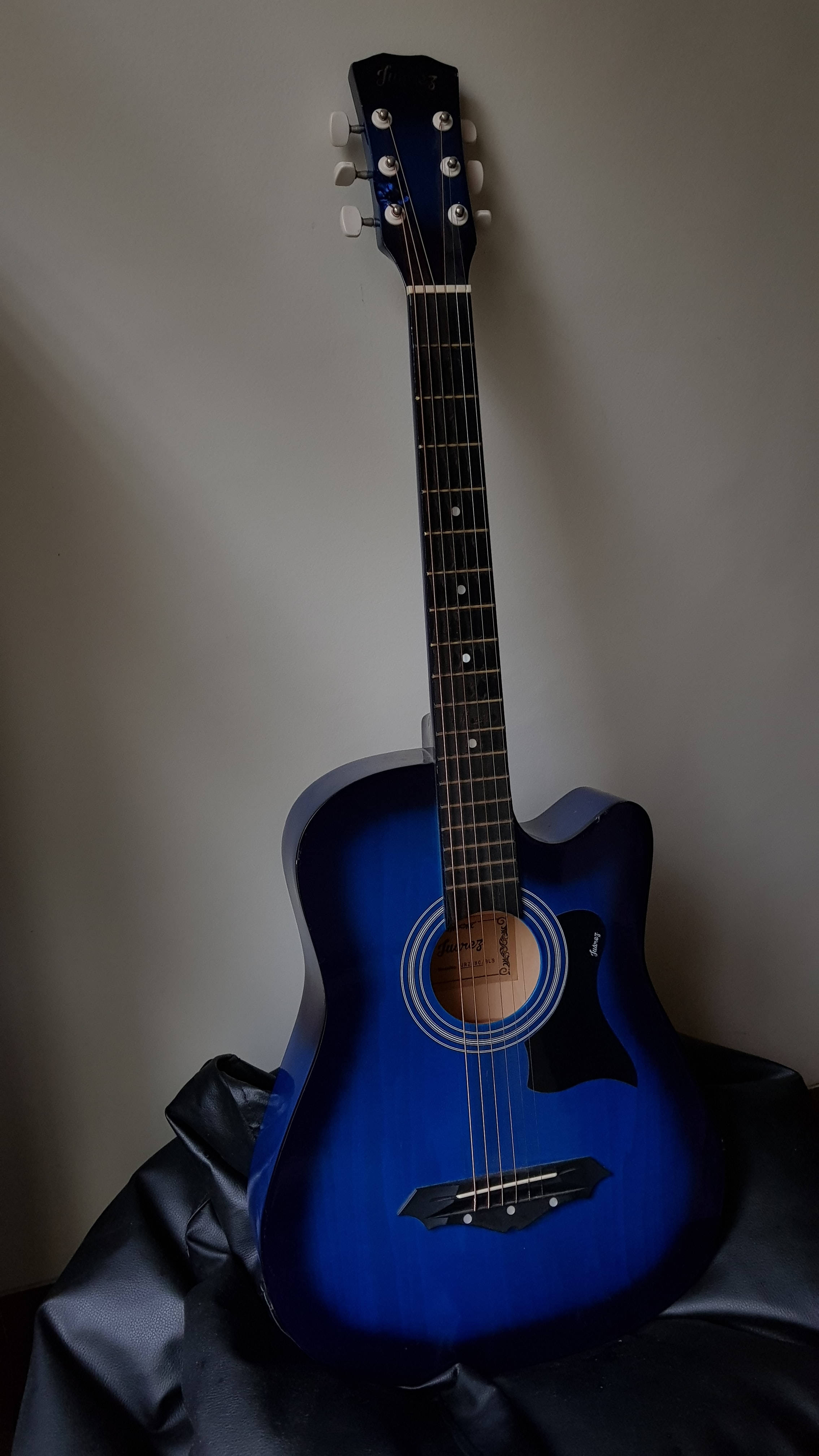 cool blue guitar, vibrant blue, acoustic guitar, 4K Phone Wallpaper