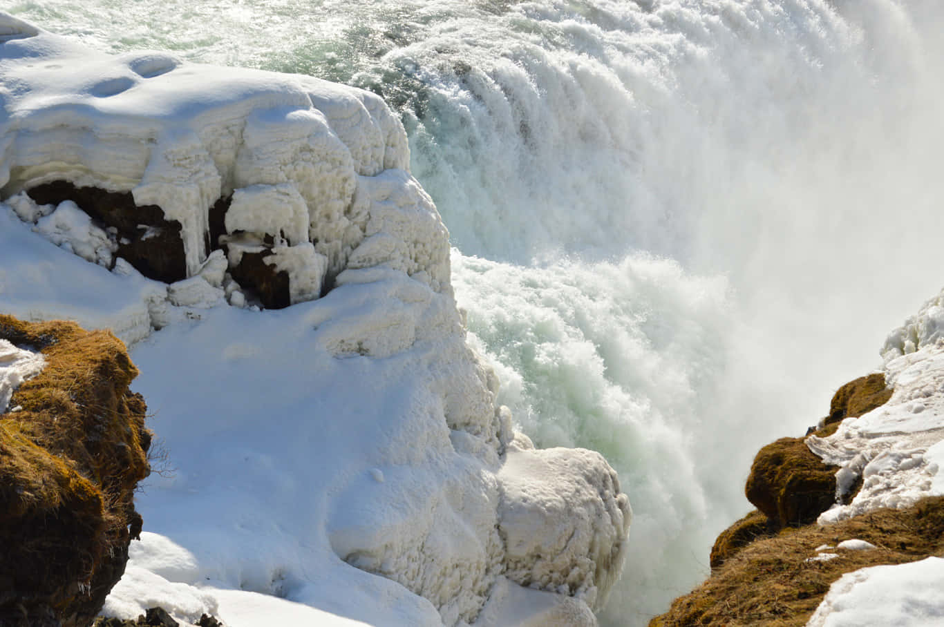 Gullfoss Waterfall, snow, icicles, HD Desktop Wallpaper