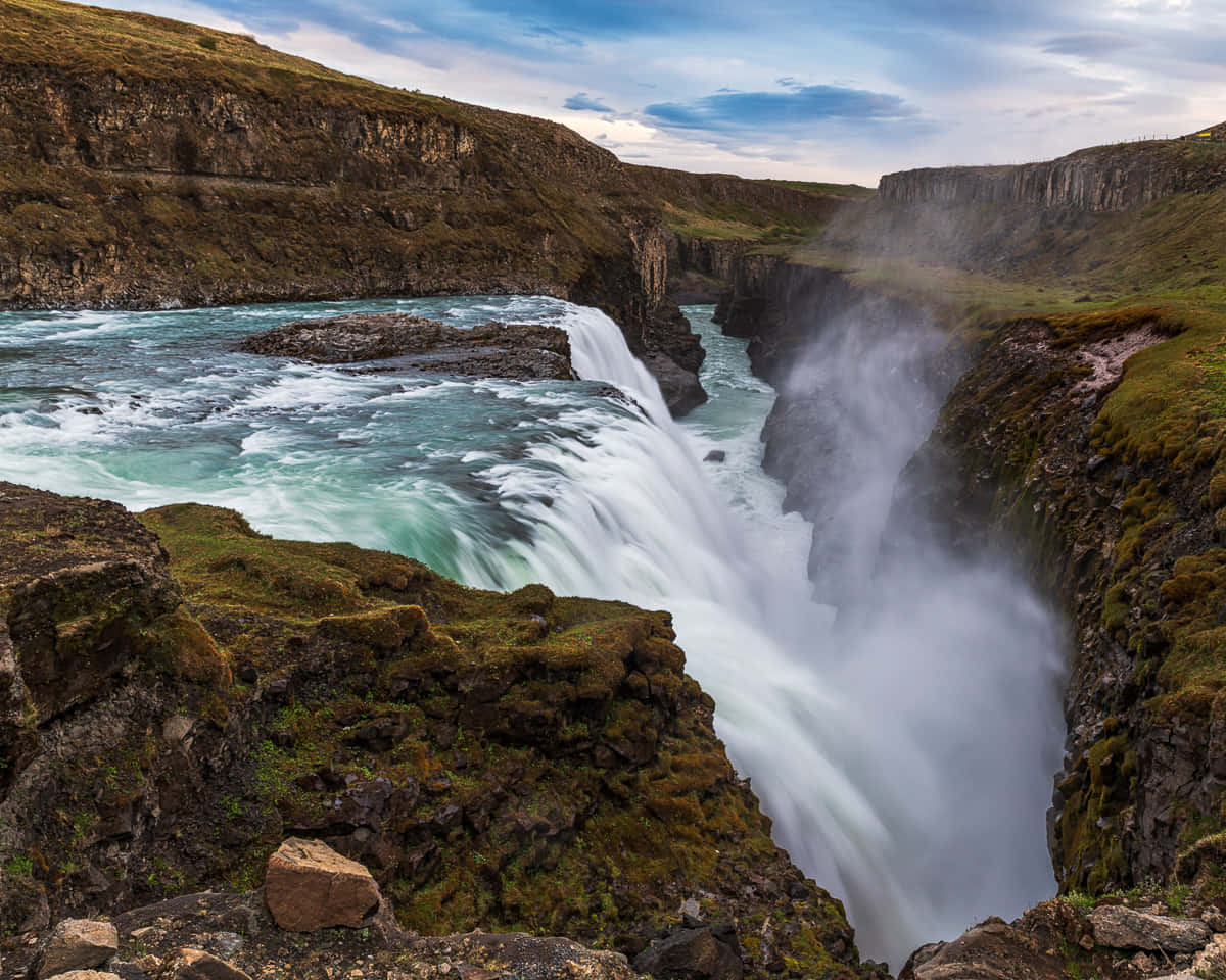 Gullfoss Waterfall, southwest Iceland, turquoise, SD Desktop Wallpaper