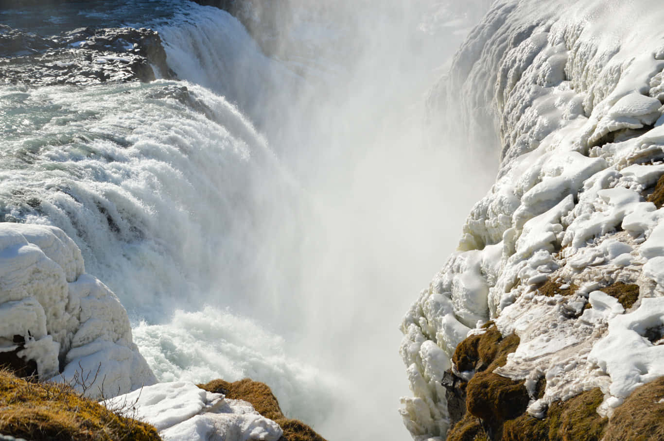Gullfoss Waterfall, southwest Iceland, icy cliffs, HD Desktop Wallpaper