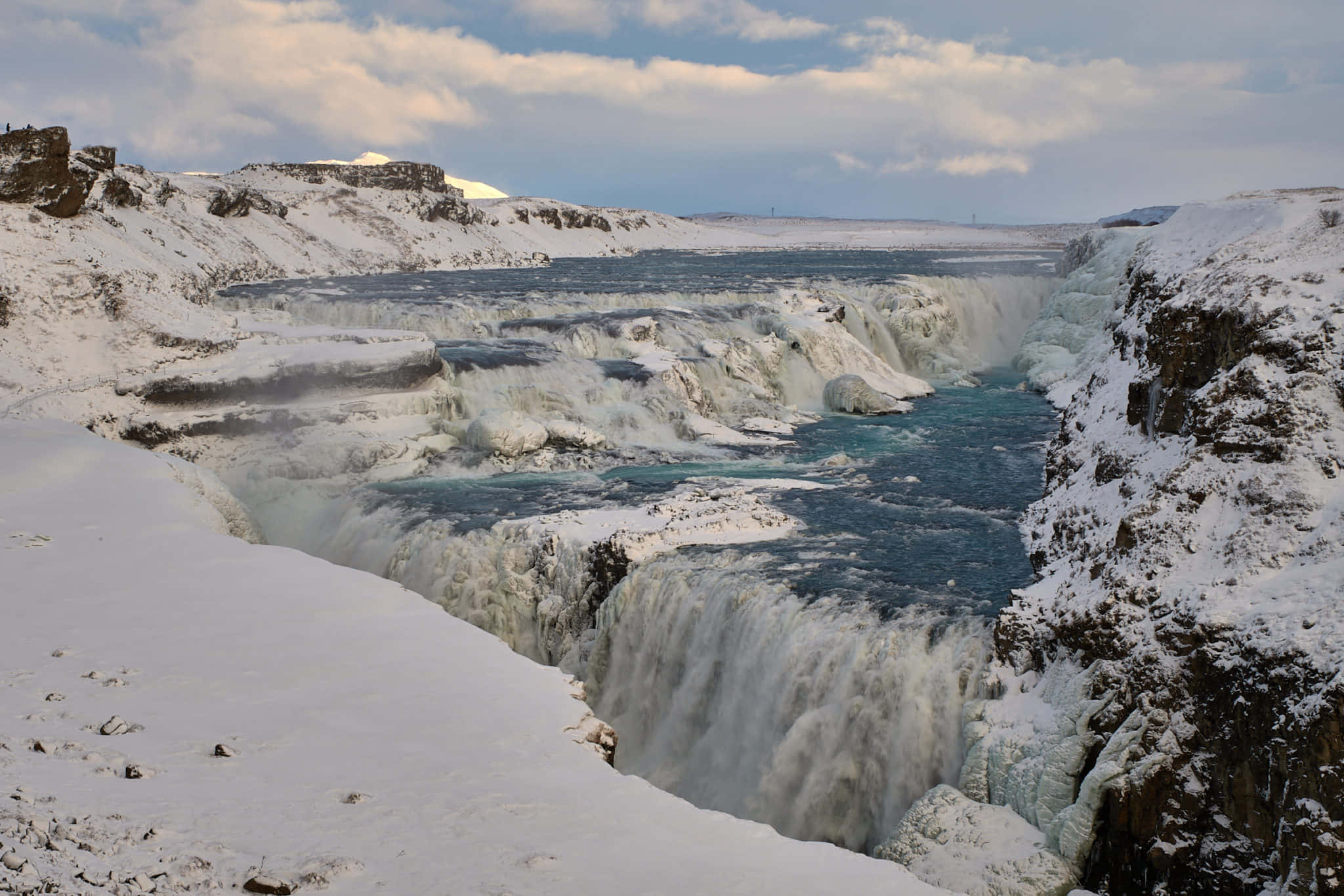 Gullfoss Waterfall, blizzard, southwest Iceland, Full HD Desktop Wallpaper