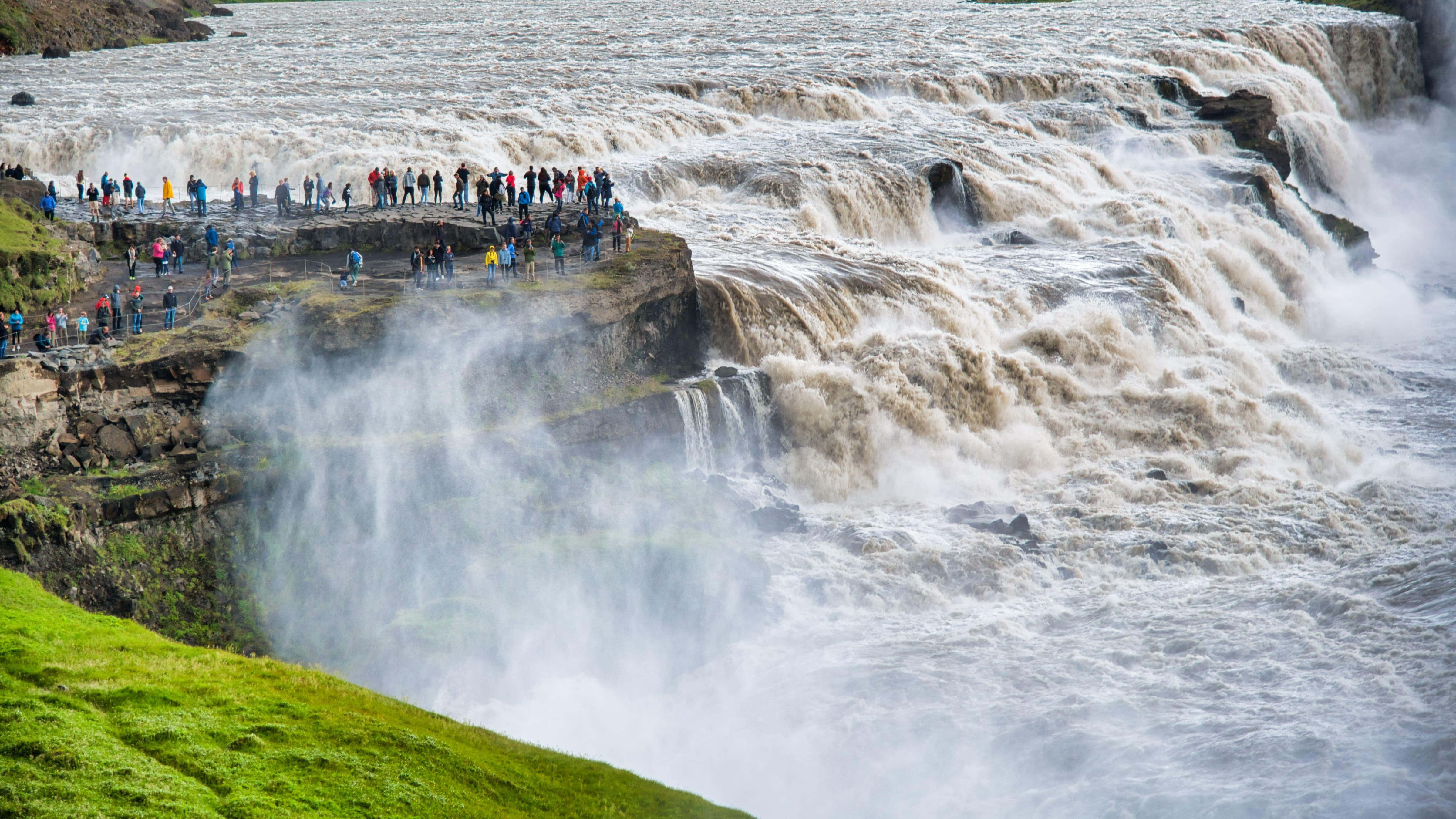 Gullfoss Waterfall, southwest Iceland, rocky cliffs, 4K Desktop Wallpaper