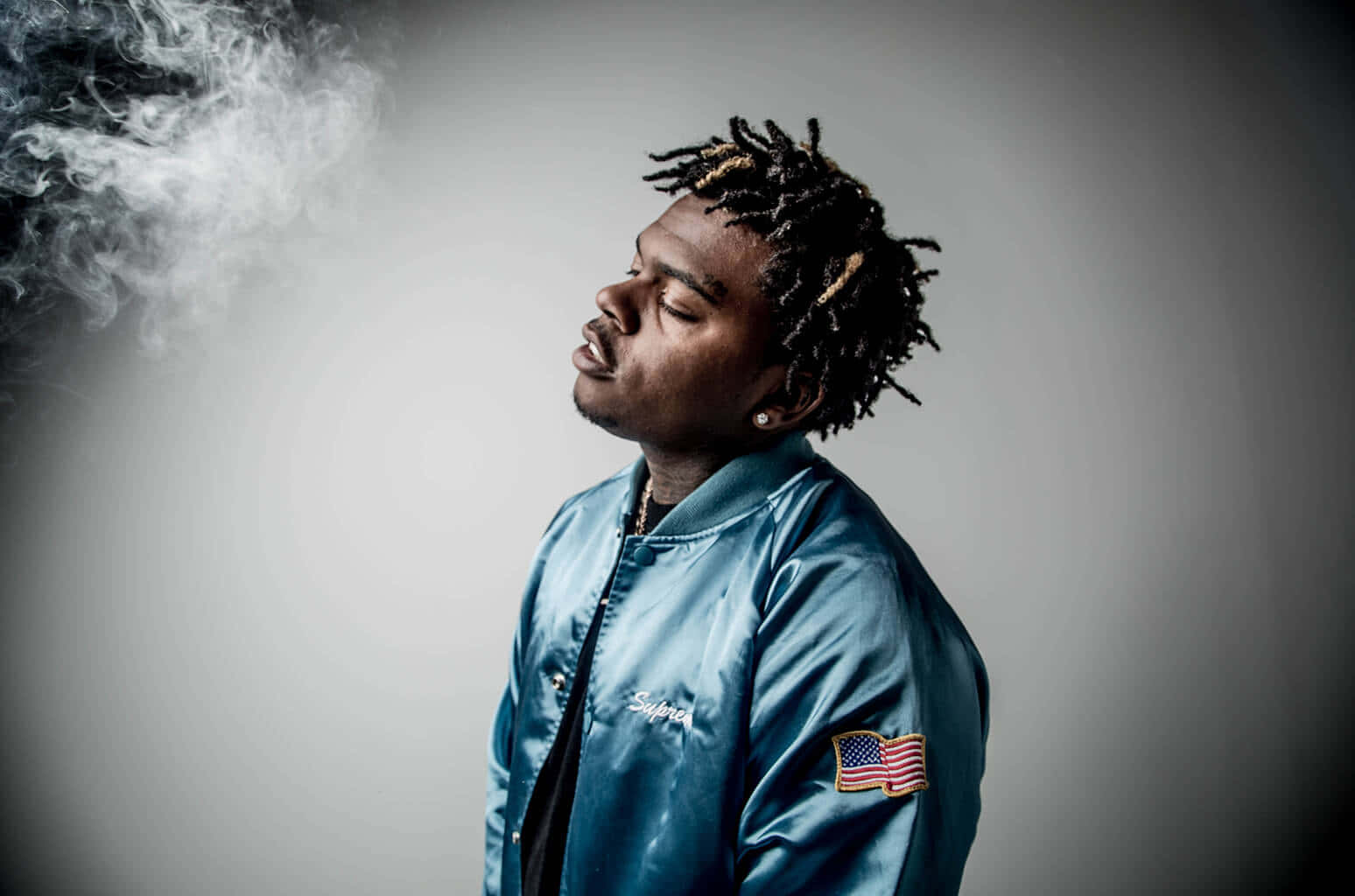 Gunna, blue satin jacket, exhales smoke, HD Desktop Wallpaper