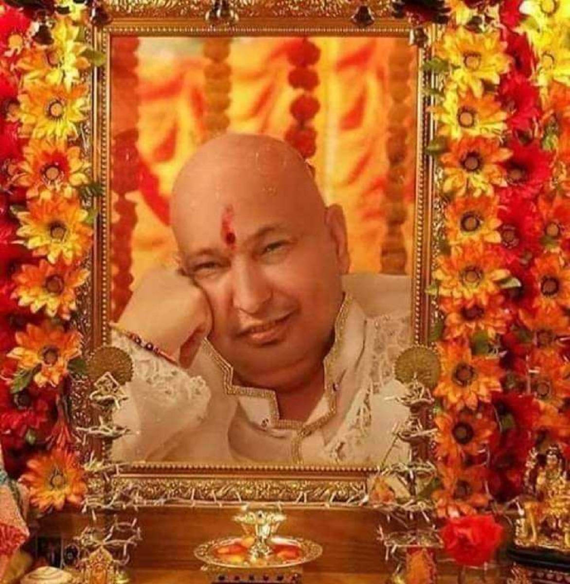 Guru Ji, sunflowers, red bindi, SD Phone Wallpaper