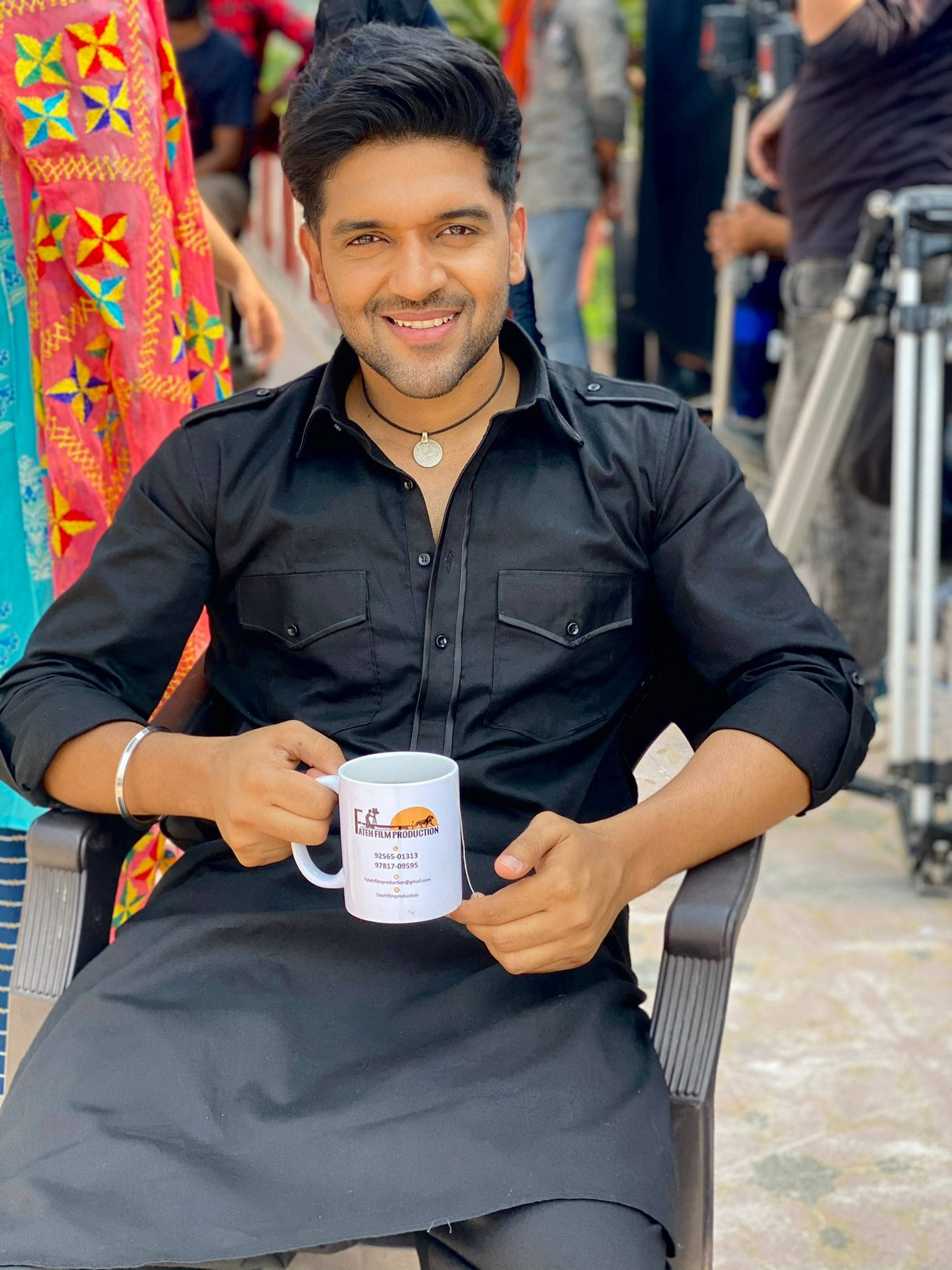 Guru Randhawa, black shirt, branded mug, Full HD Phone Wallpaper
