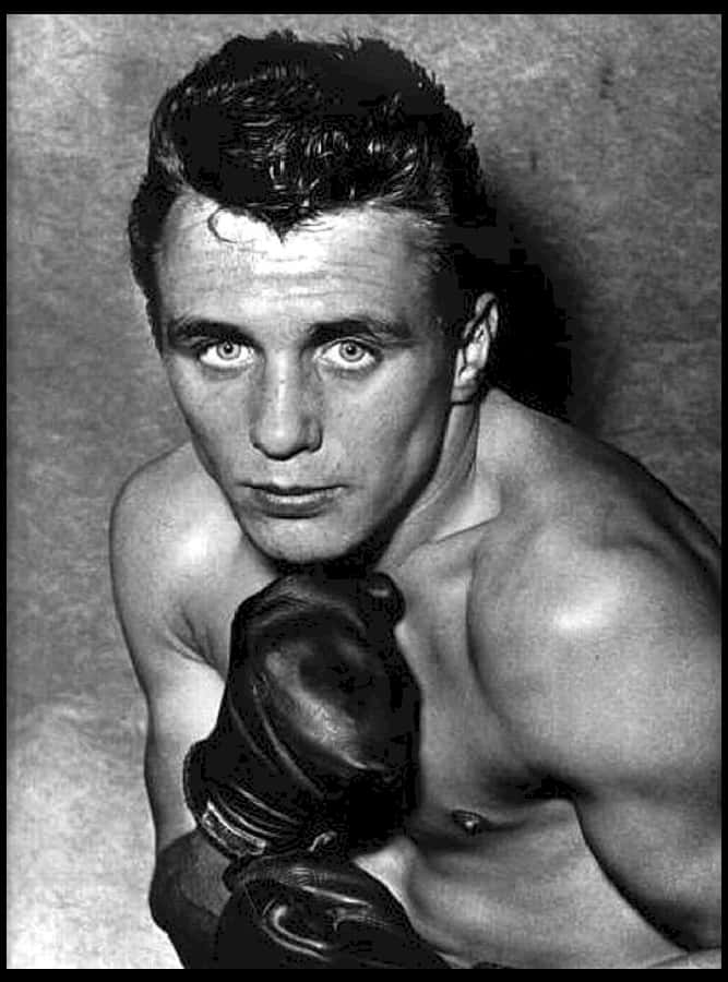 Gustav Scholz, black and white portrait, muscular boxer, SD Phone Wallpaper