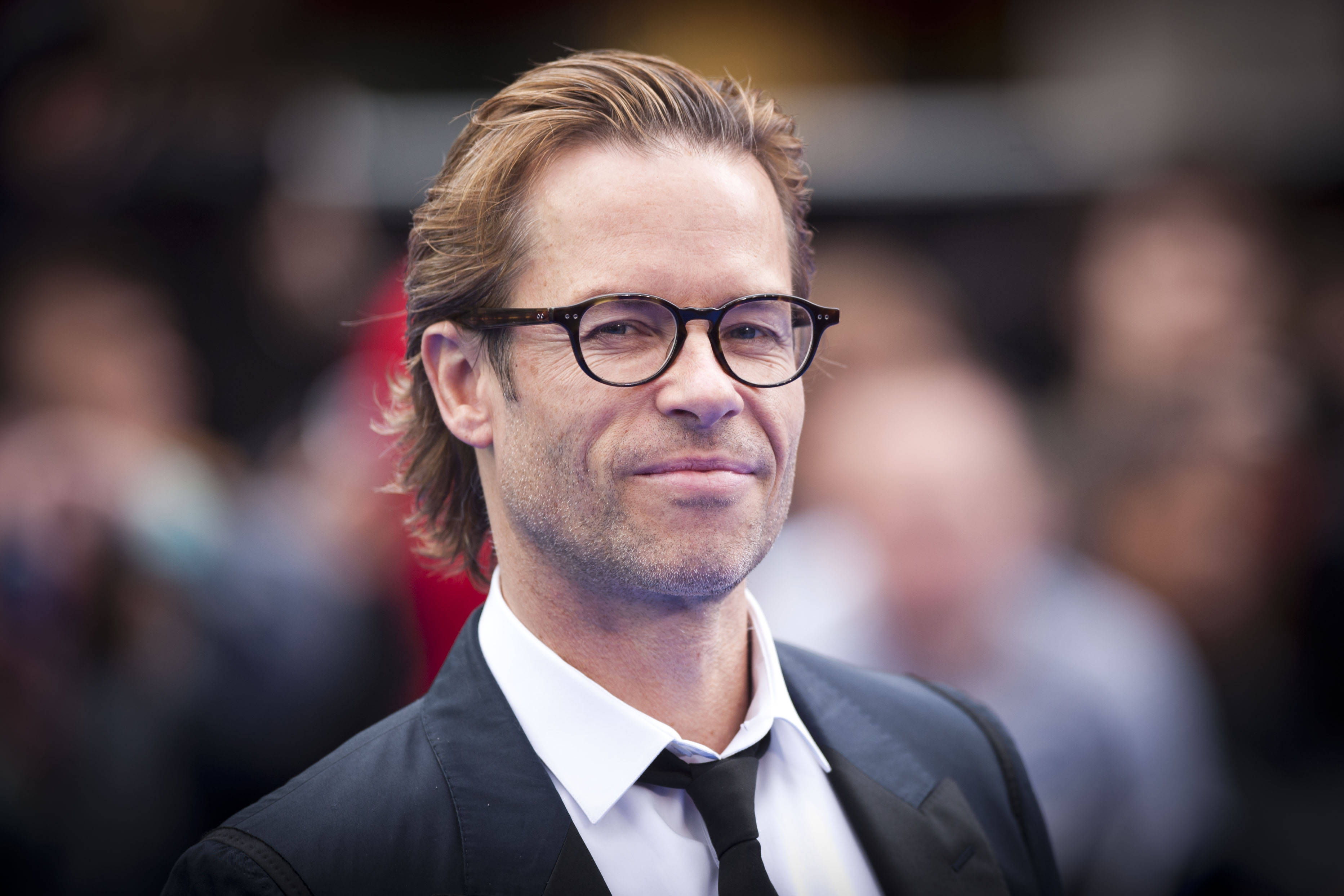 Guy Pearce, Australian actor, black mass interview, 2K Desktop Wallpaper