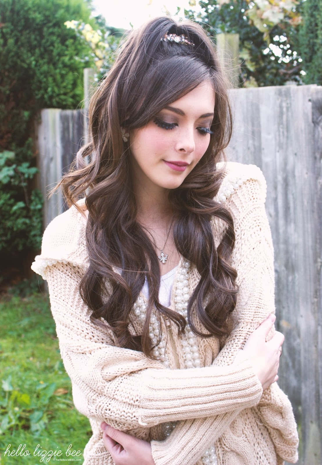 Gyaru Fashion, long wavy brown hair, cream knit cardigan, HD Phone Wallpaper