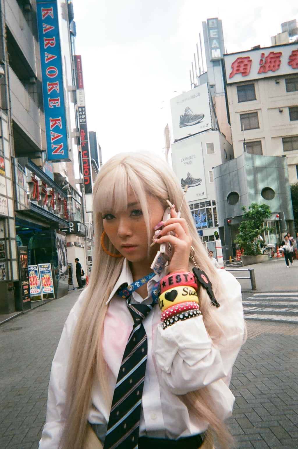 platinum blonde hair, school uniform, colorful accessories, HD Phone Wallpaper