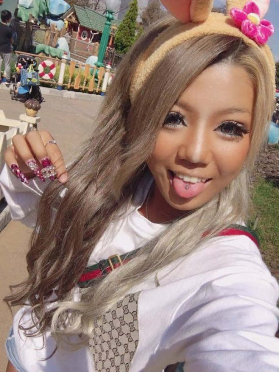 Gyaru, bunny headband, sunny amusement park, SD Phone Wallpaper