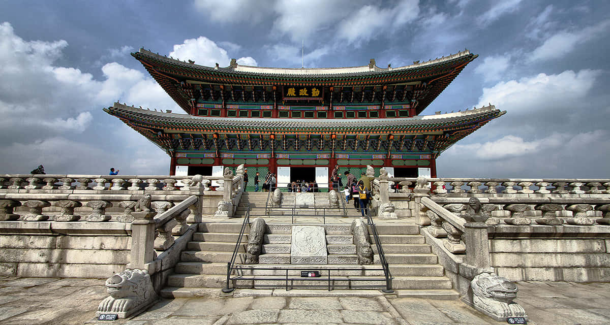 Gyeongbokgung Palace, sweeping tiled roofs, stone staircases, SD Desktop Wallpaper