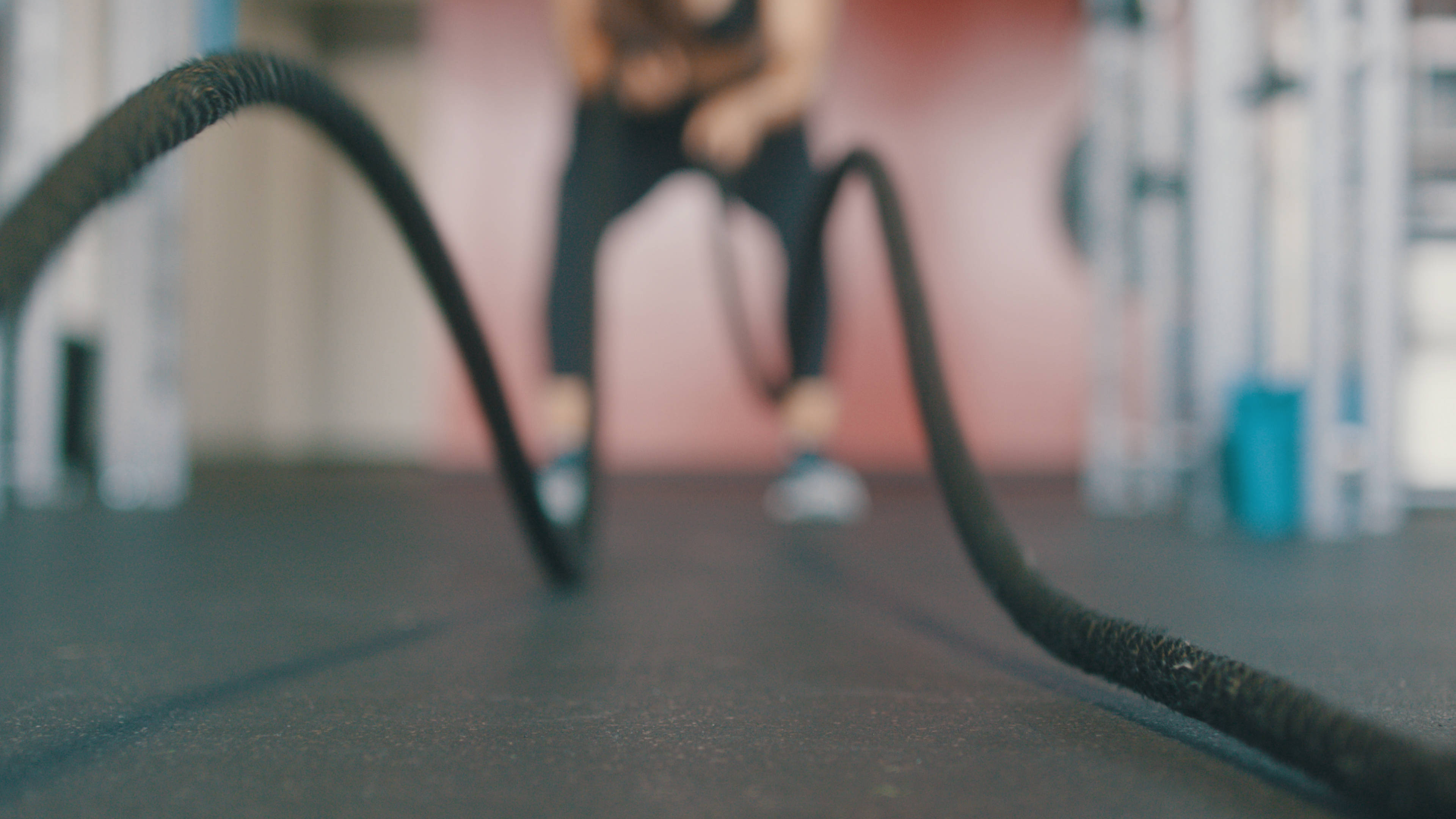 battle ropes, gym floor, blurred person, 4K Desktop Wallpaper
