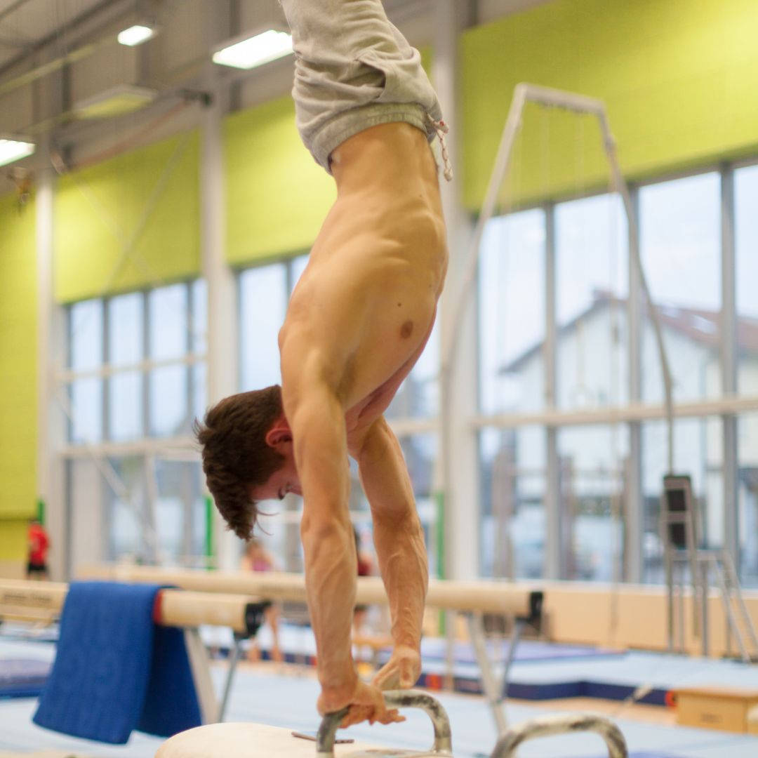 pommel horse, handstand, male gymnast, SD Desktop Wallpaper