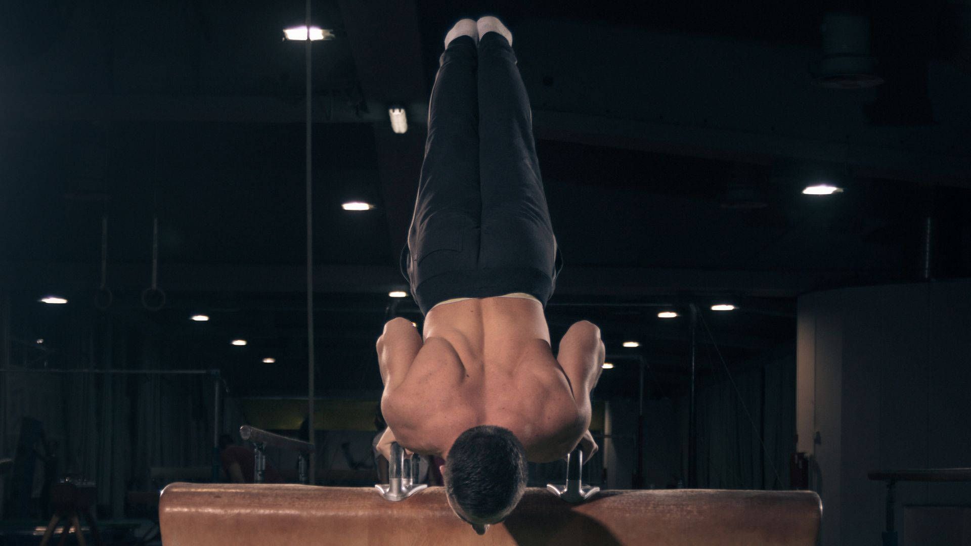 pommel horse, muscular man, handstand, Full HD Desktop Wallpaper