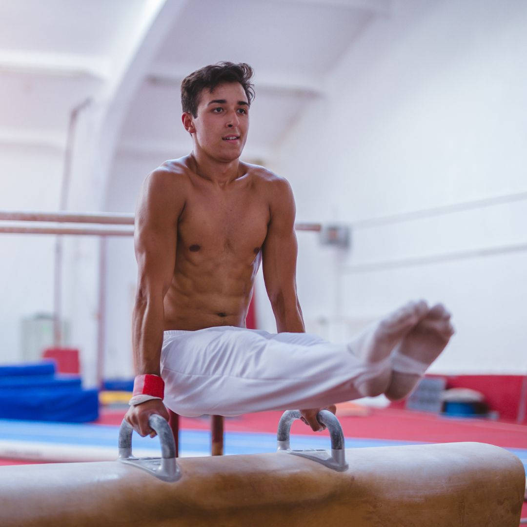 pommel horse, indoor gym, shirtless young male gymnast, SD Desktop Wallpaper