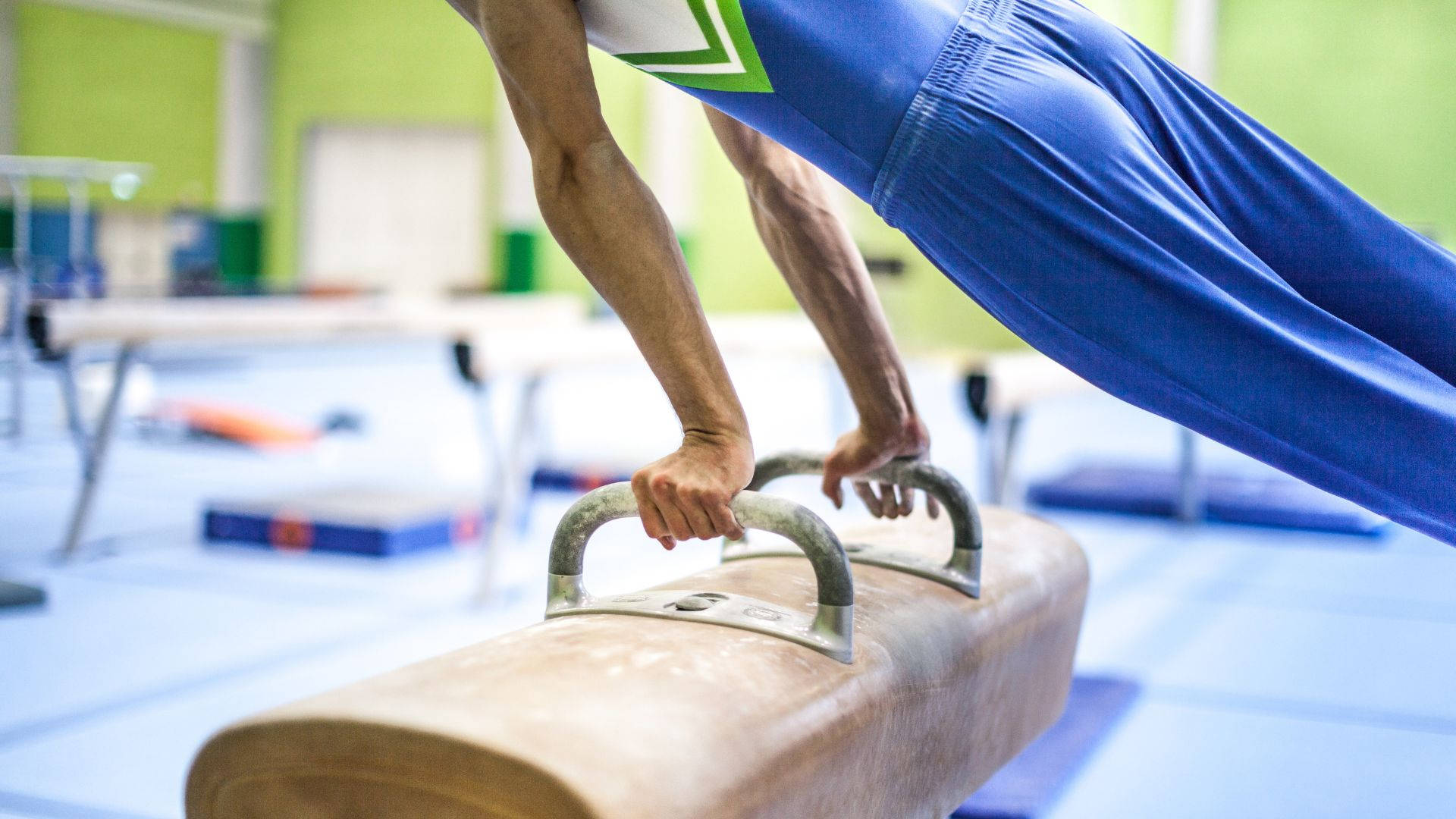 pommel horse, blue leotard, wooden pommel horse, Full HD Desktop Wallpaper