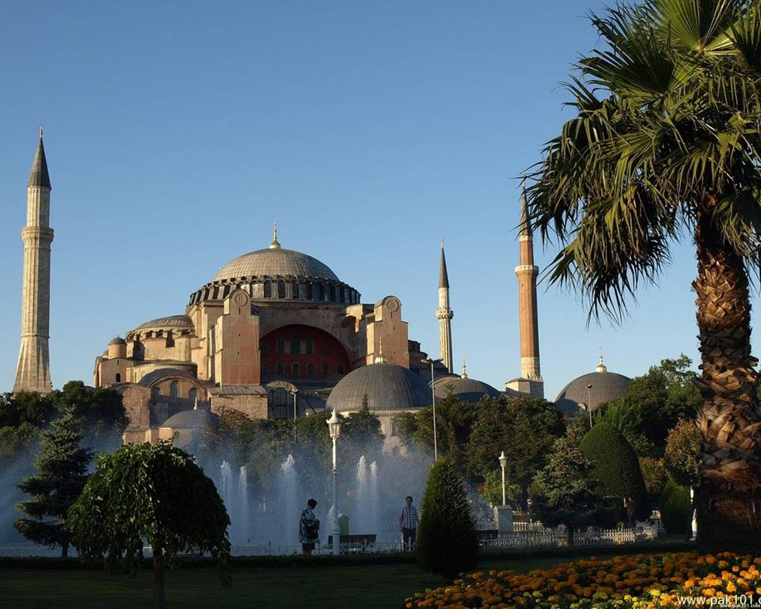 Hagia Sophia, garden fountain, domes, 2K Desktop Wallpaper
