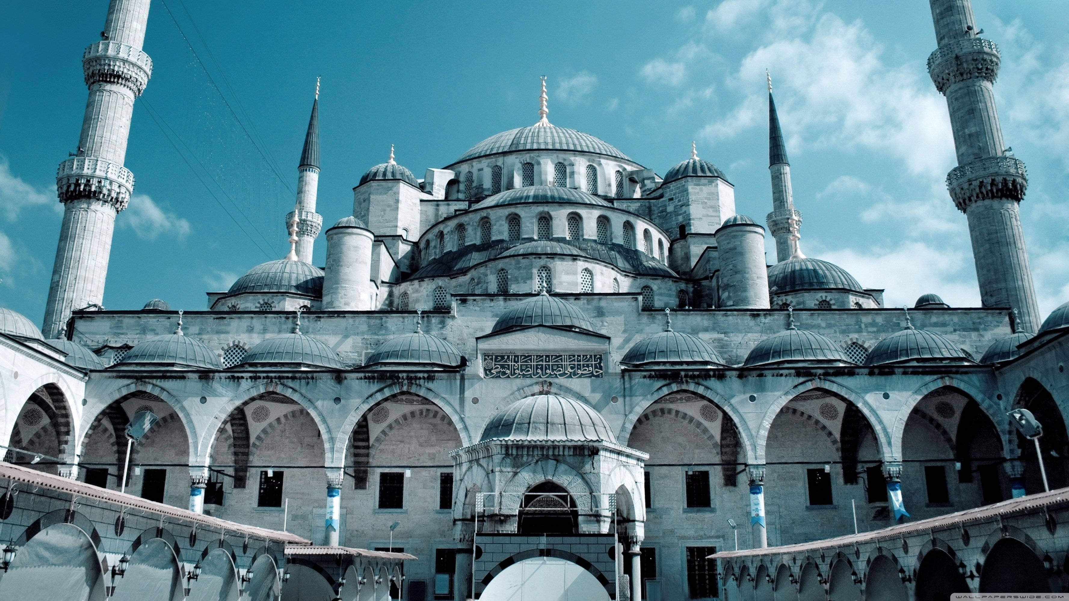Hagia Sophia, front entrance, blue mosque, 2K Desktop Wallpaper
