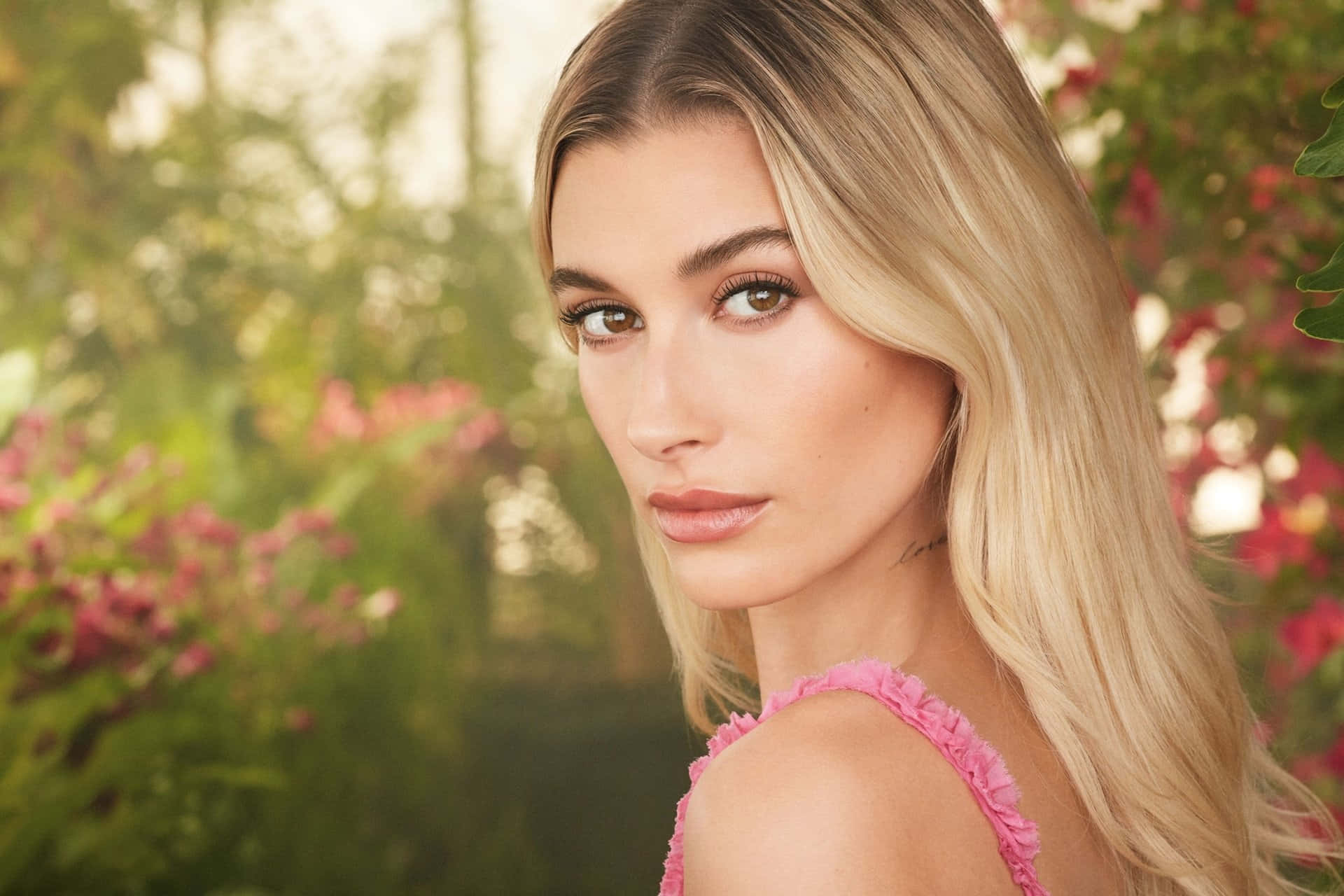Hailey Baldwin, pink top, sunlit garden, Full HD Desktop Wallpaper