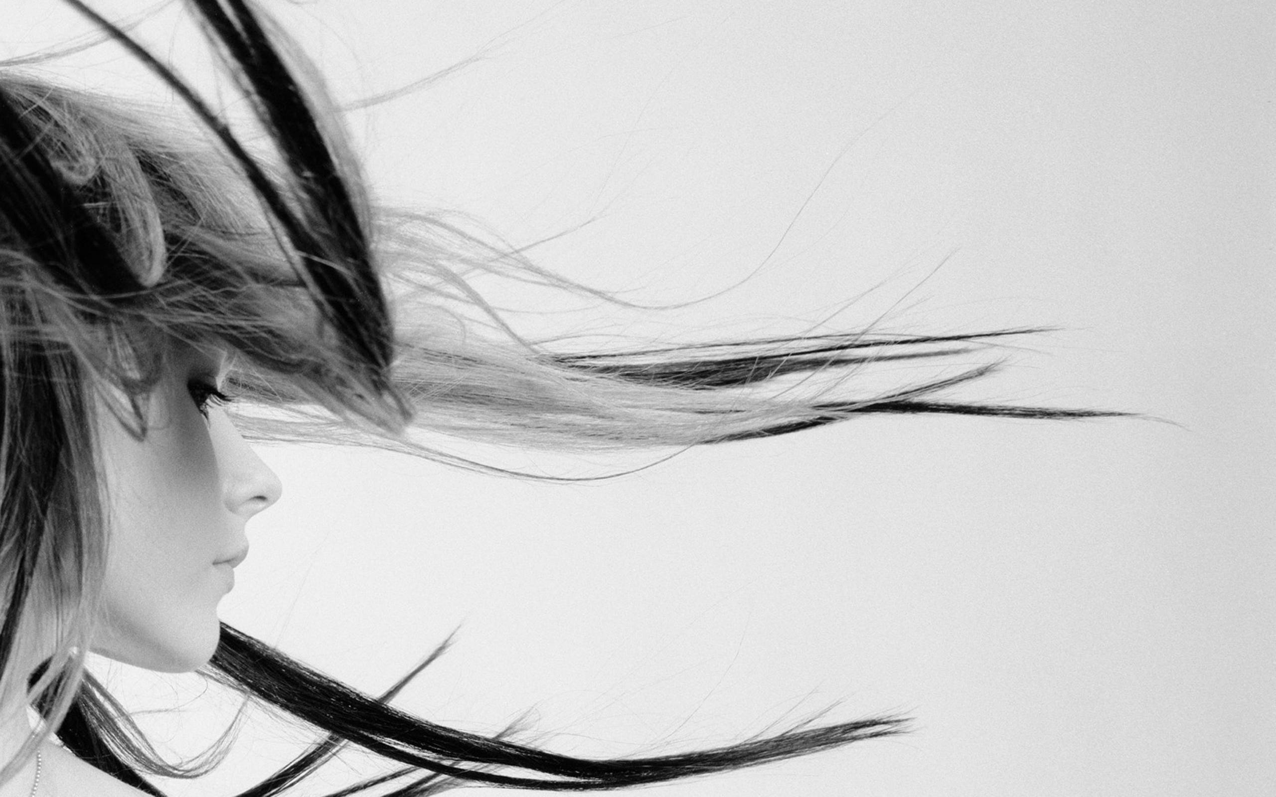 black and white hair, monochrome portrait, woman's face in profile, 2K Desktop Wallpaper