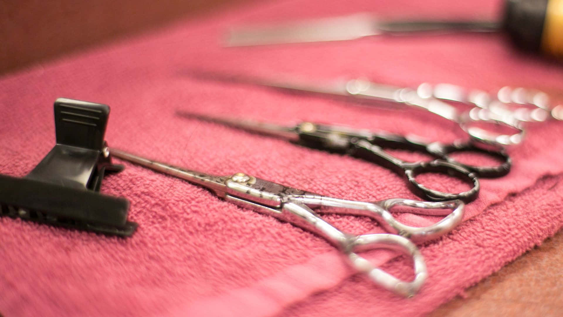 hairdressing scissors, clips, textured pink towel, Full HD Desktop Wallpaper