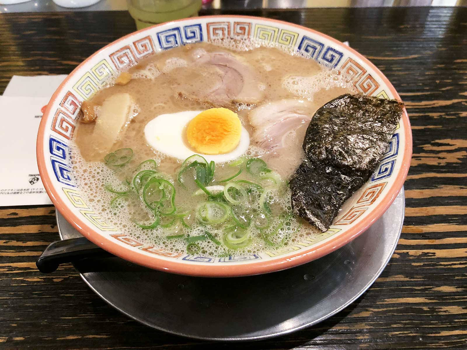 Hakata Ramen, steaming bowl of ramen, soft-boiled egg, HD Desktop Wallpaper