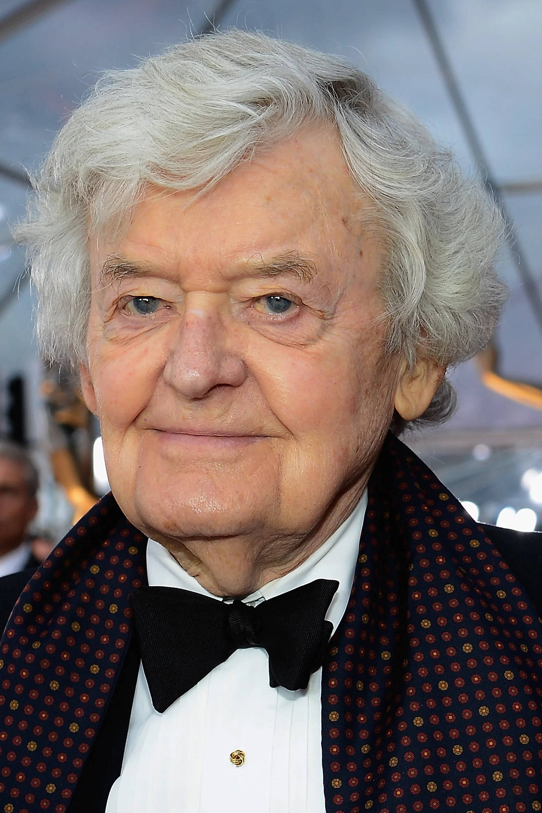Hal Holbrook, black bow tie, patterned scarf, 2K Phone Wallpaper