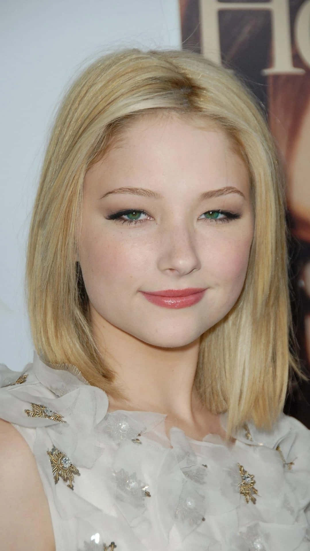 Haley Bennett, blonde hair, green eyes, Full HD Phone Wallpaper
